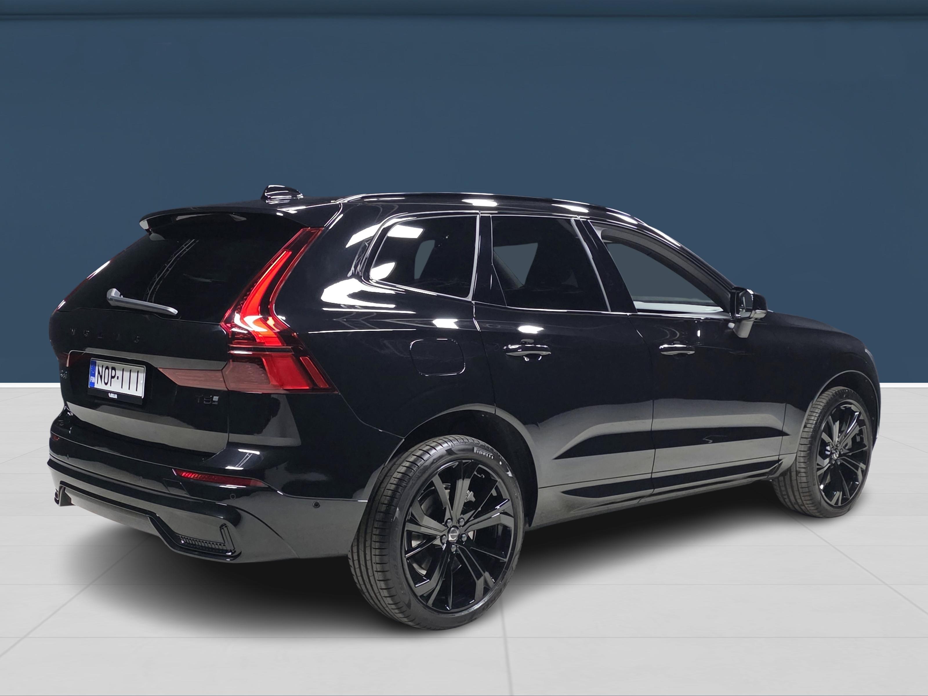 Volvo XC60 4
