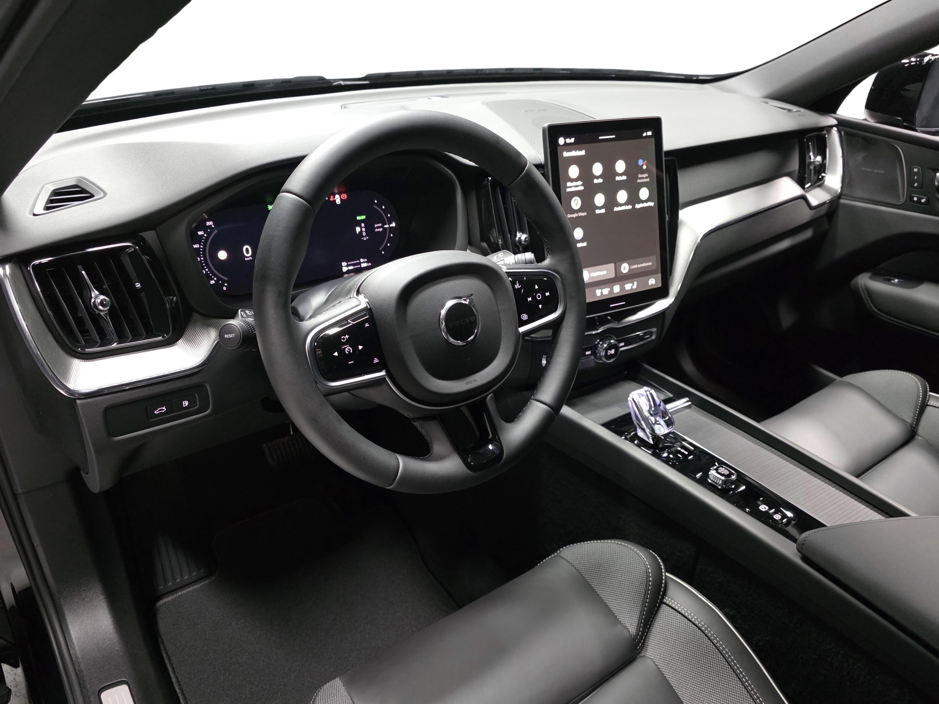 Volvo XC60 8