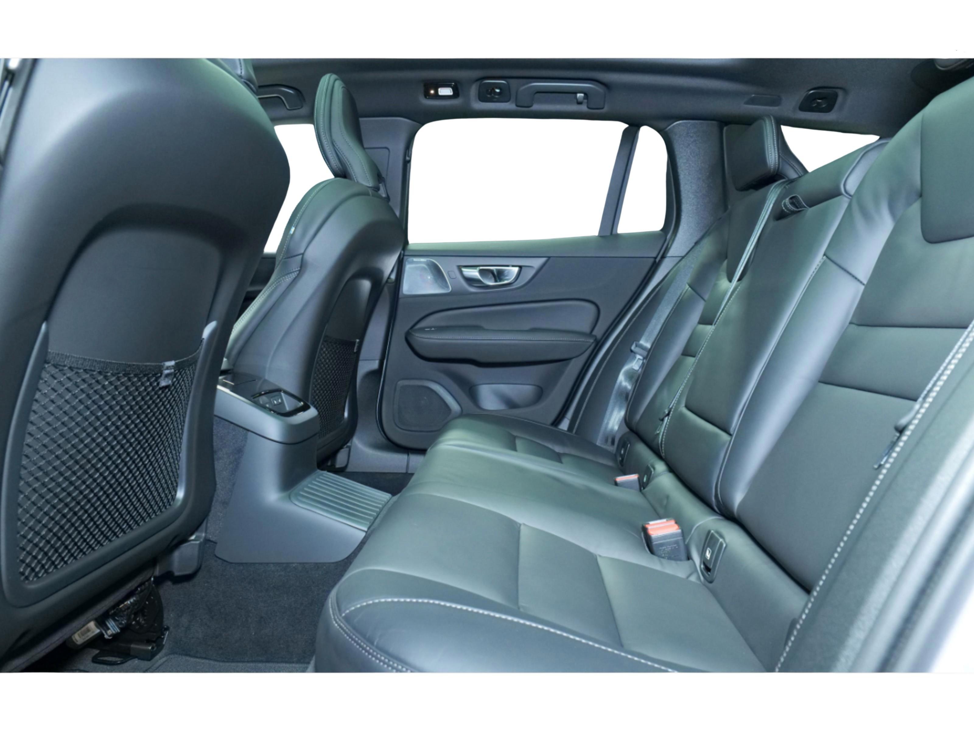 Volvo V60 9