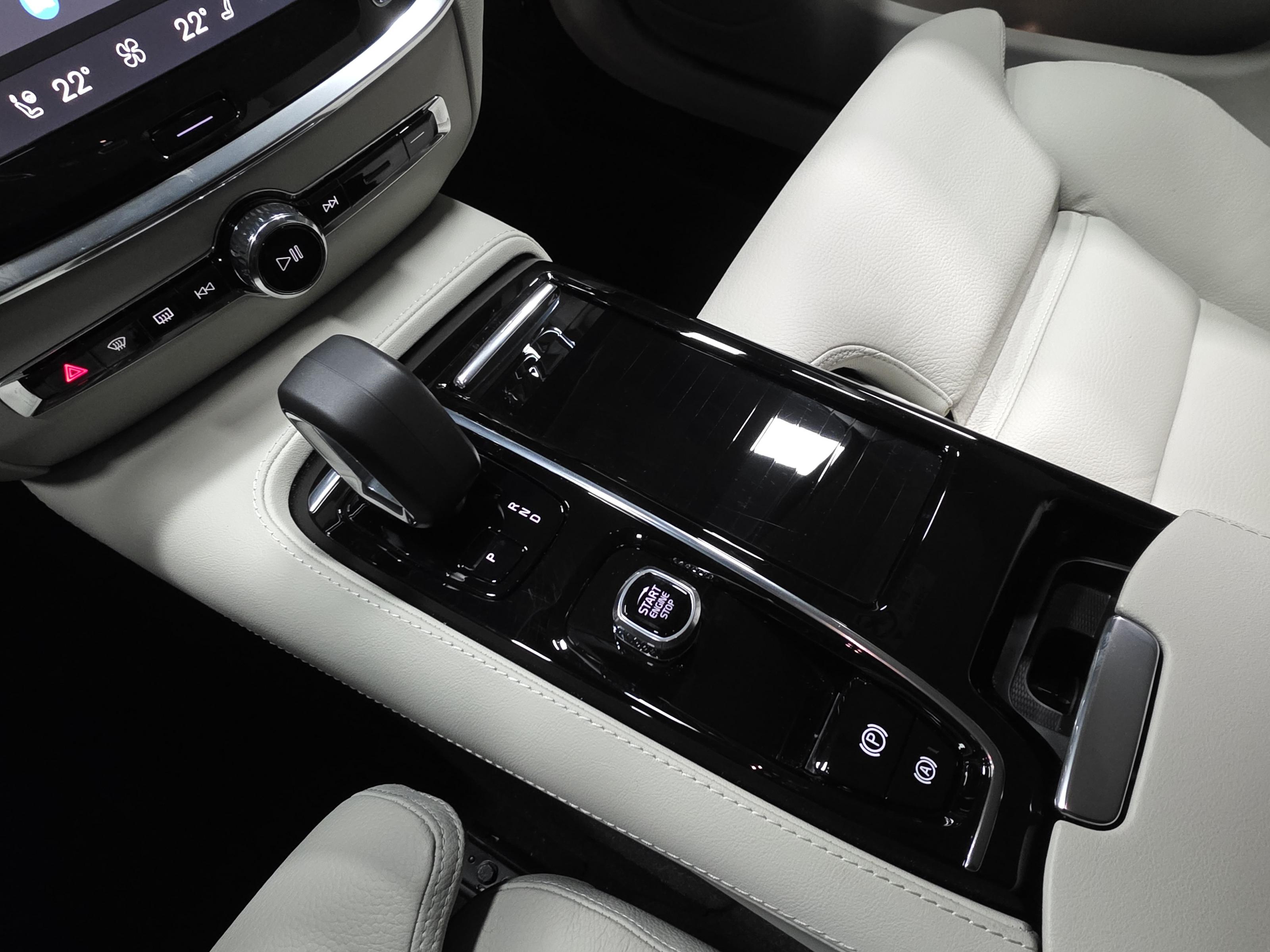 Volvo V60 14