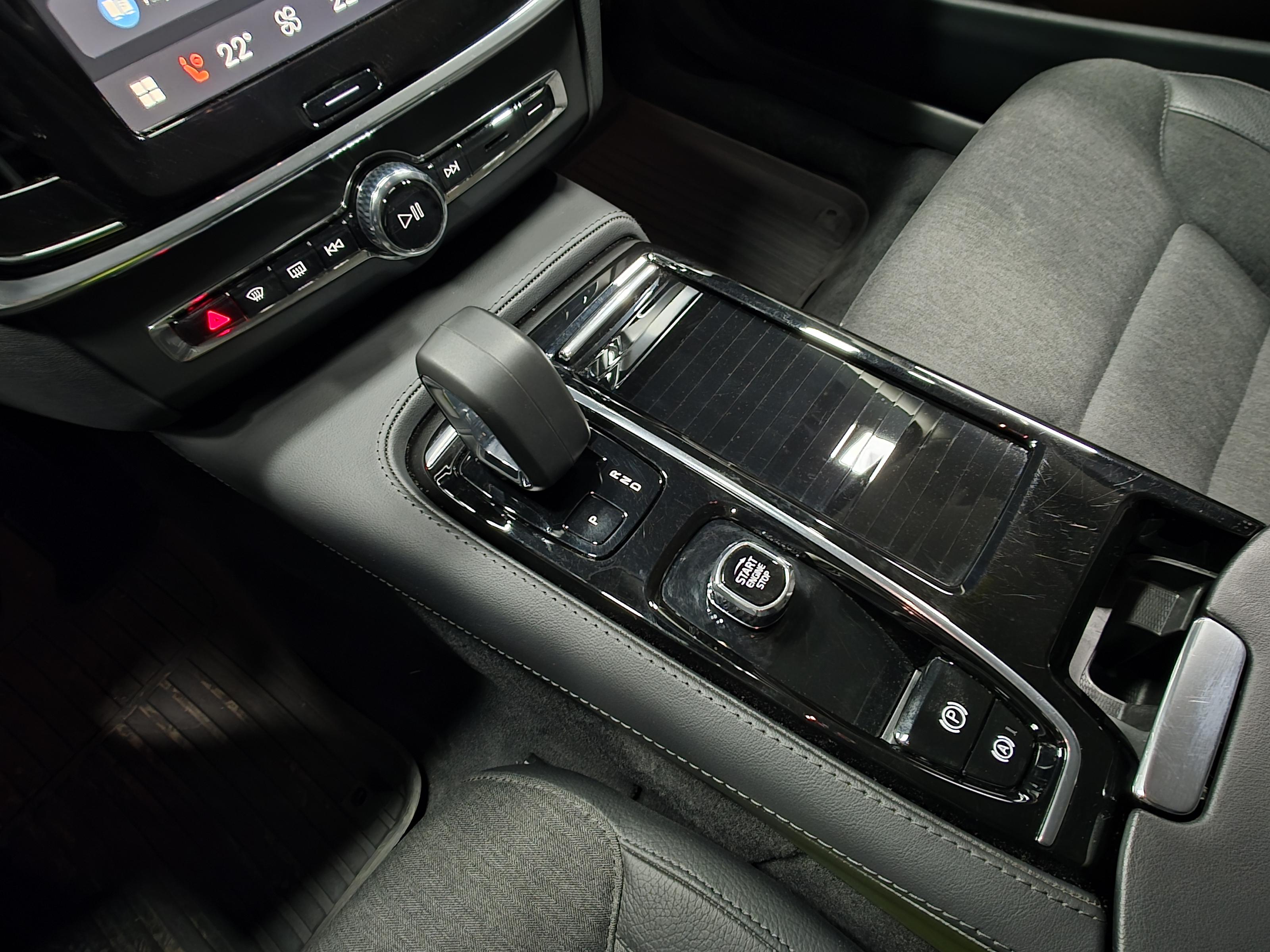 Volvo V90 14