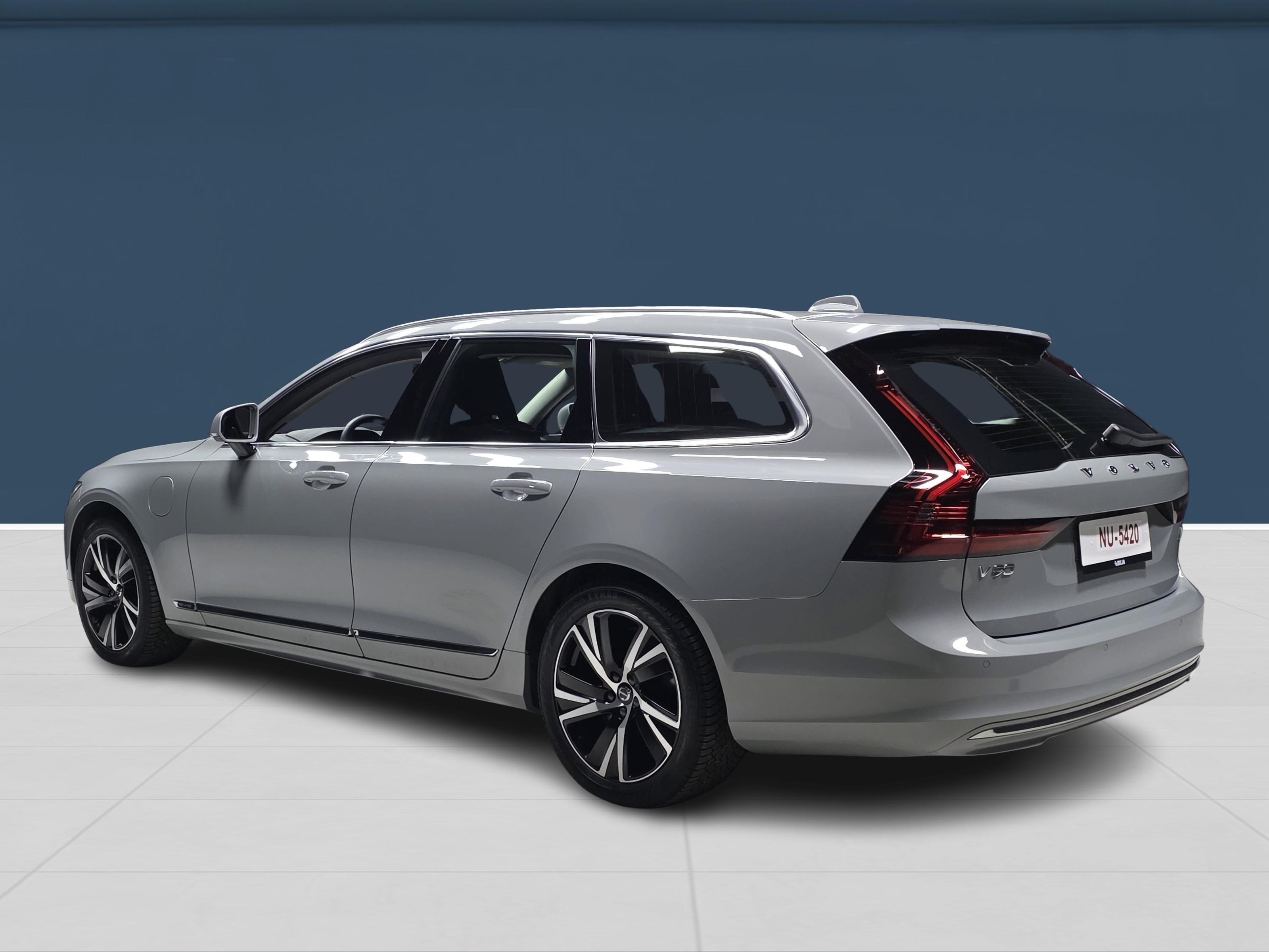 Volvo V90 6
