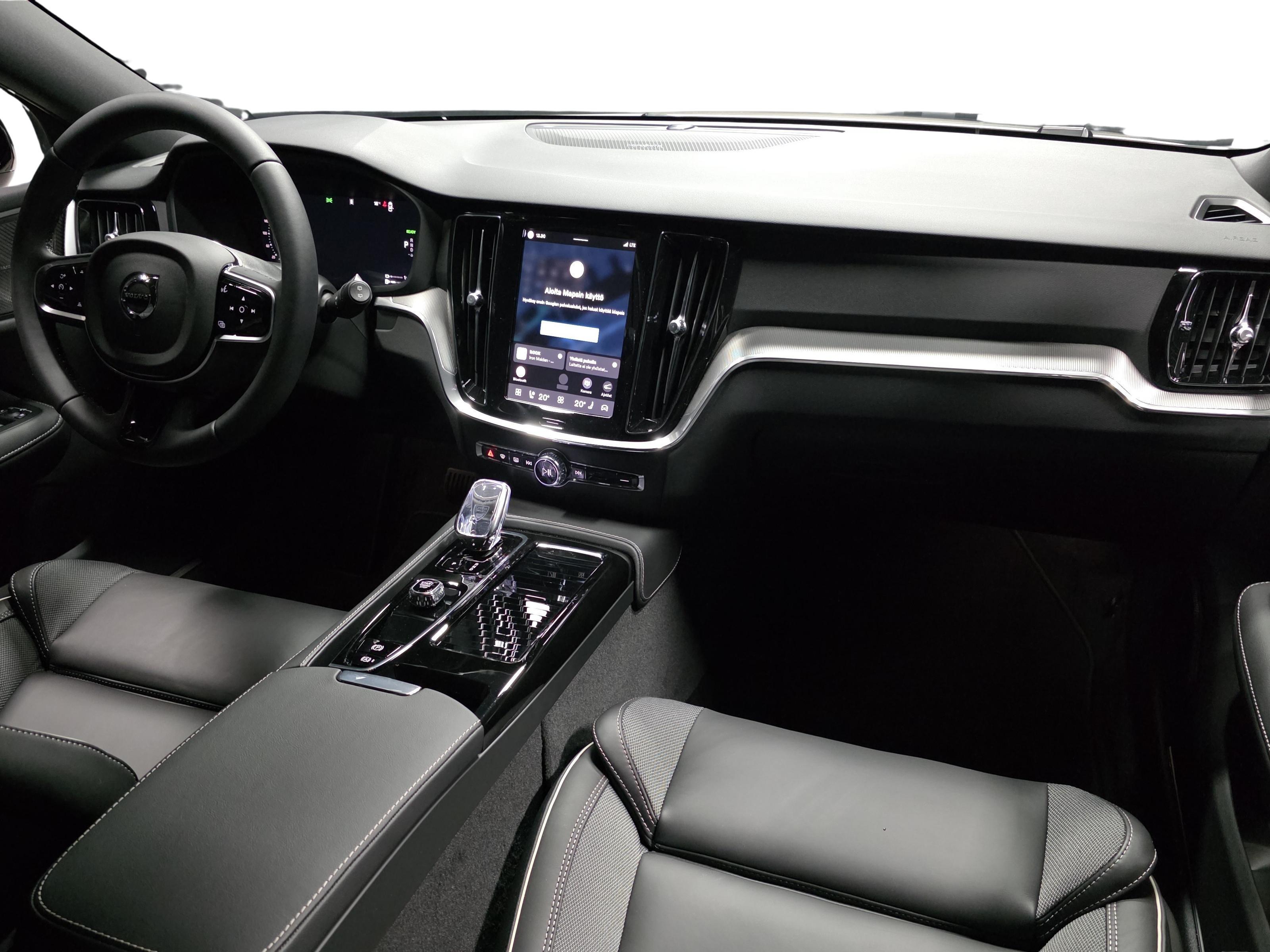 Volvo V60 16