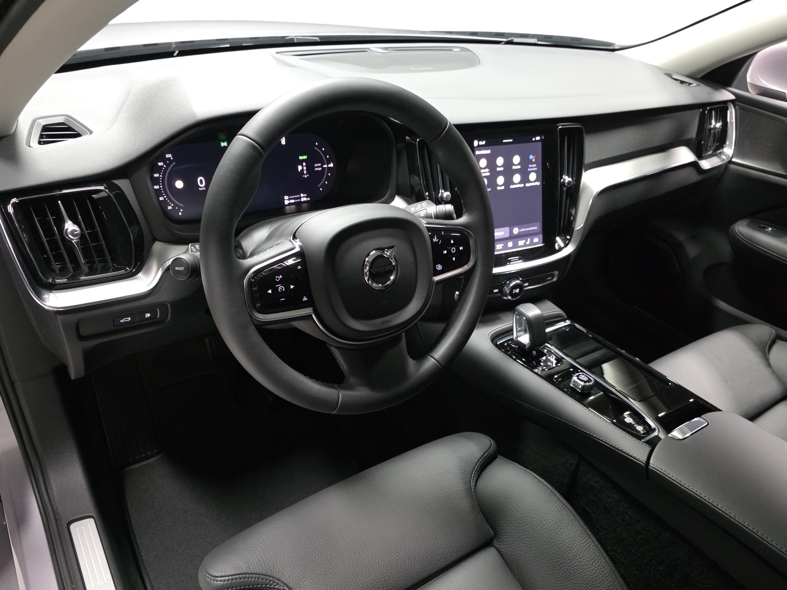 Volvo V60 8