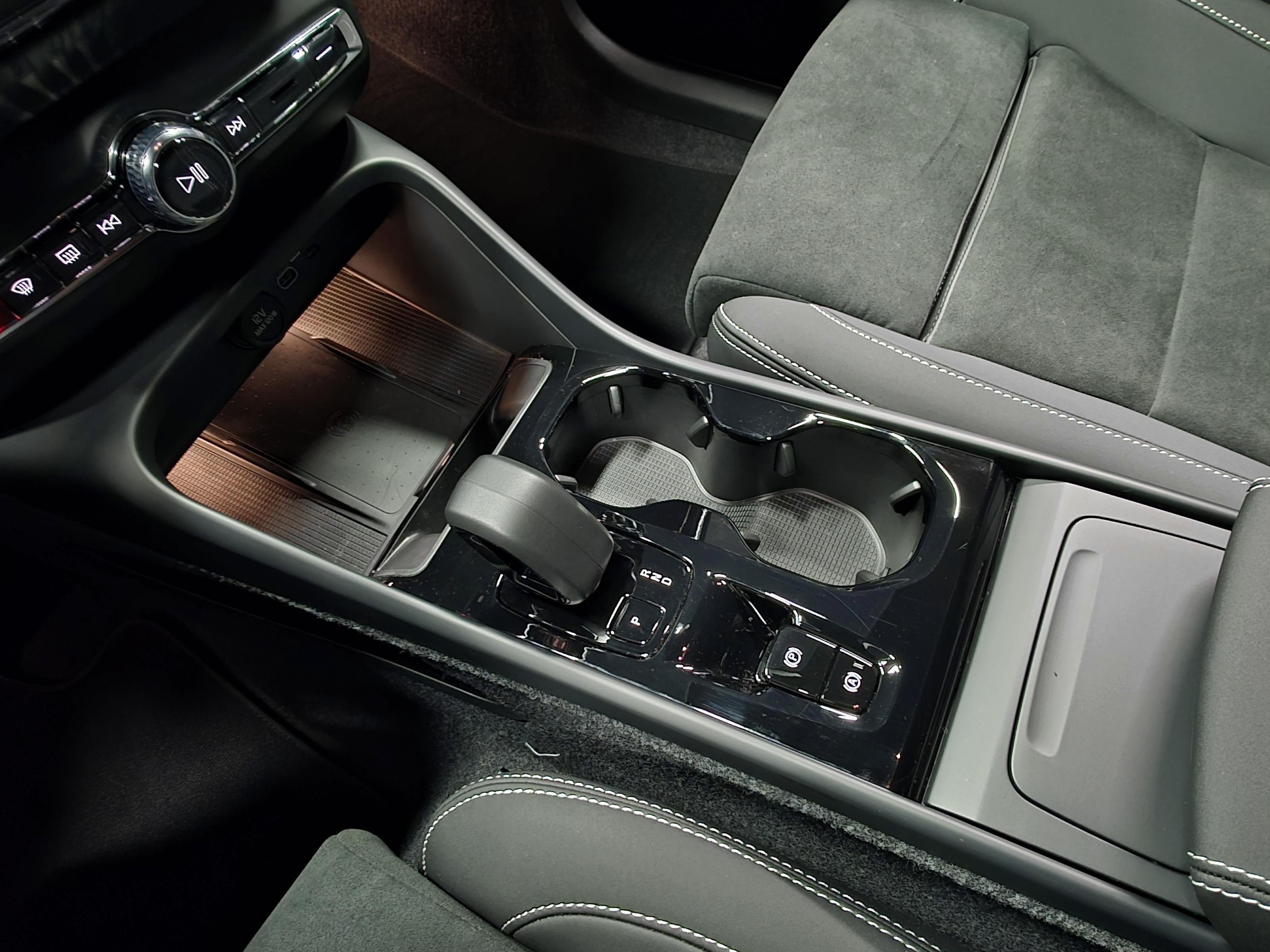 Volvo XC40 15