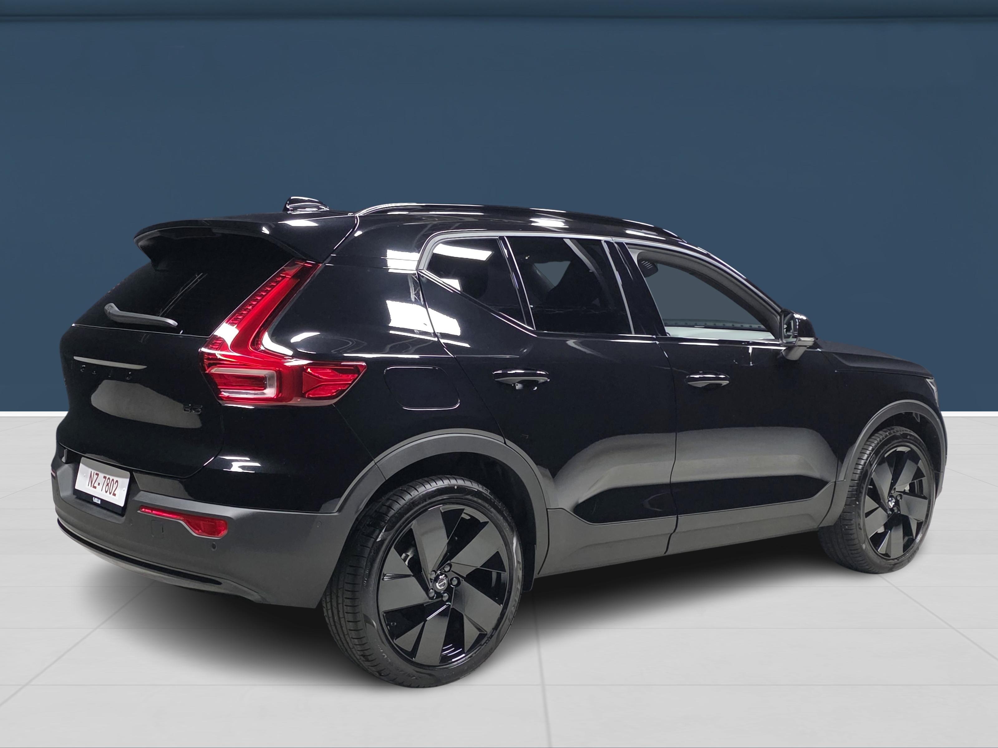 Volvo XC40 4