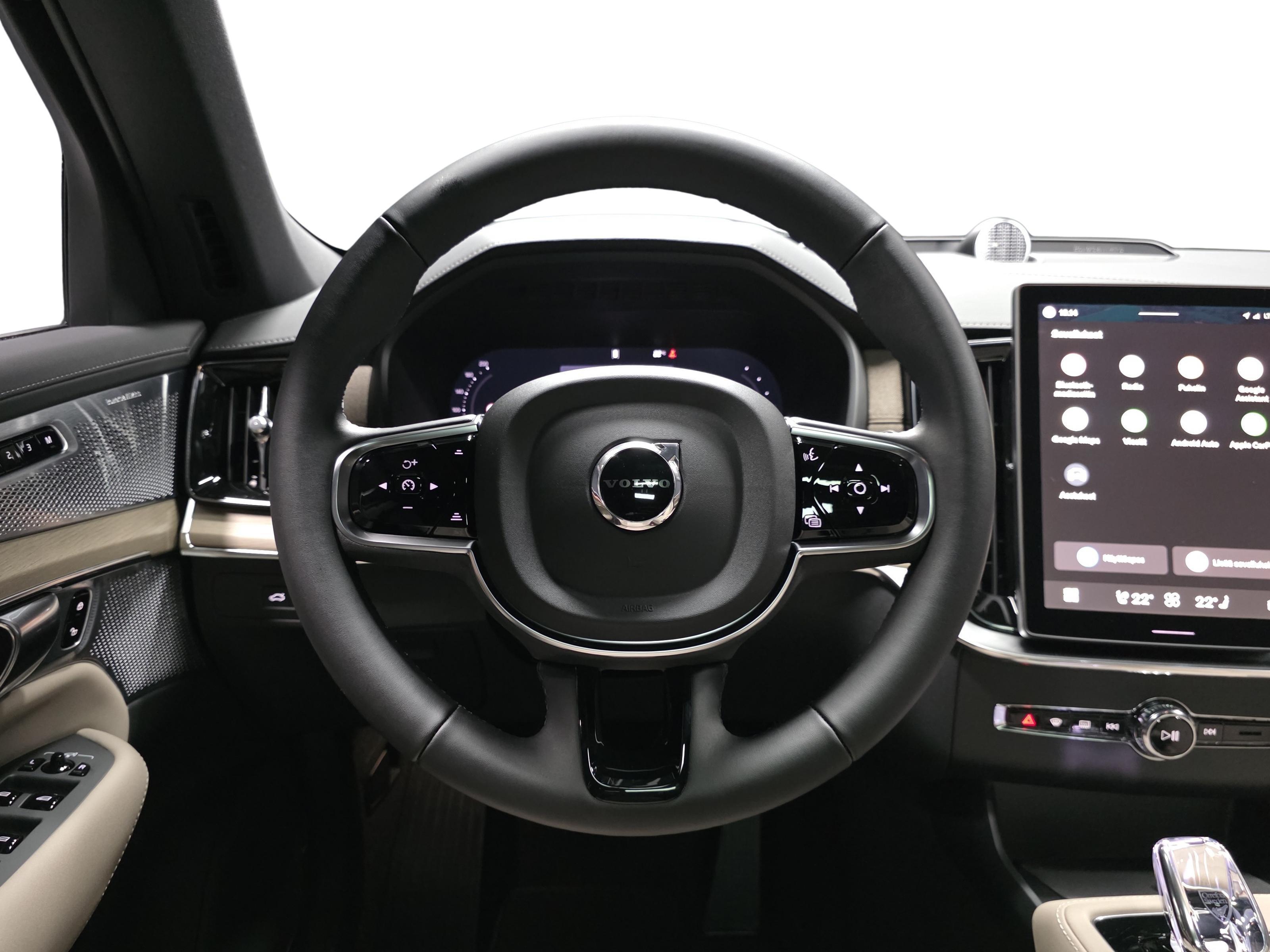 Volvo XC90 10