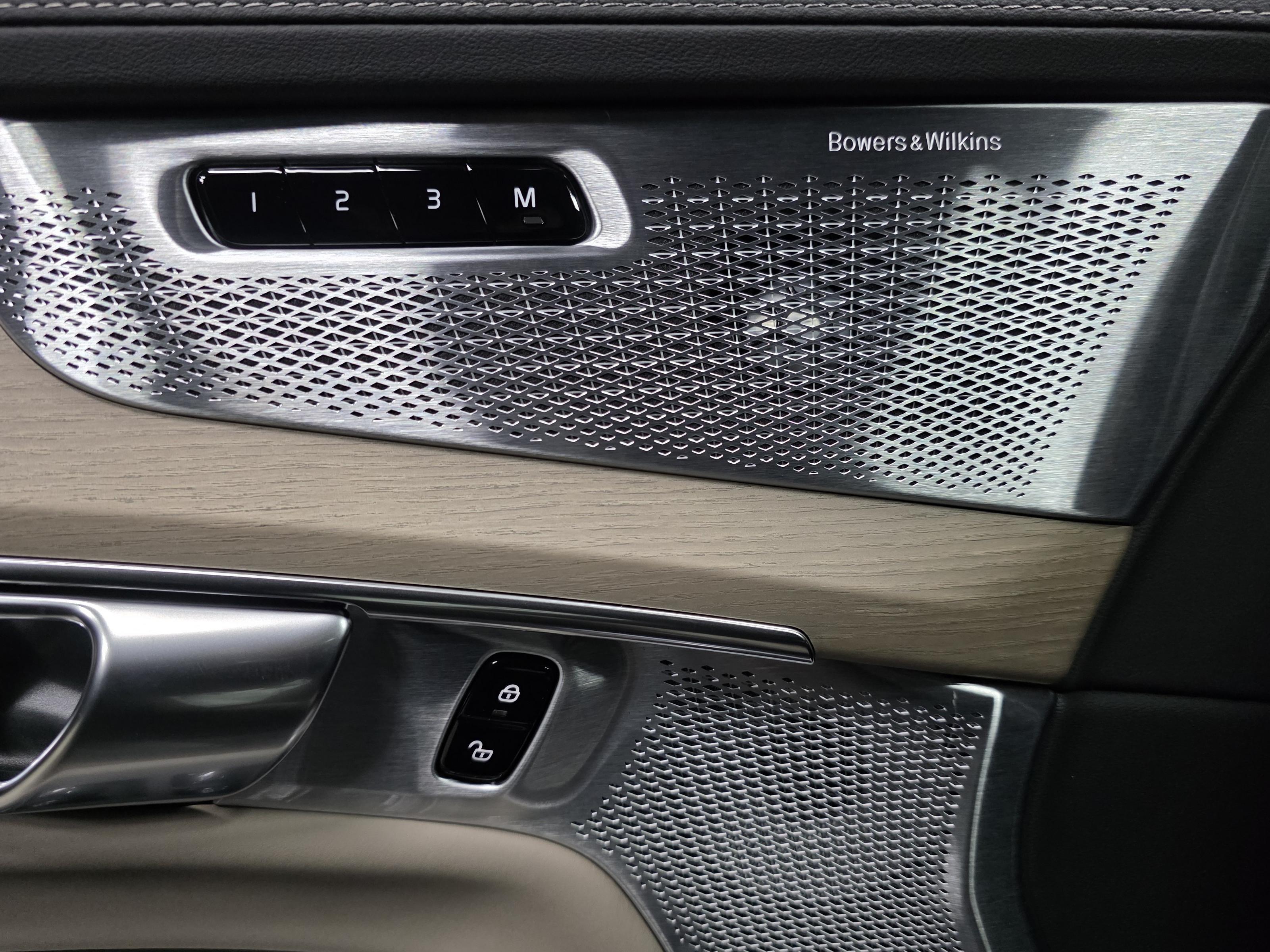 Volvo XC90 15