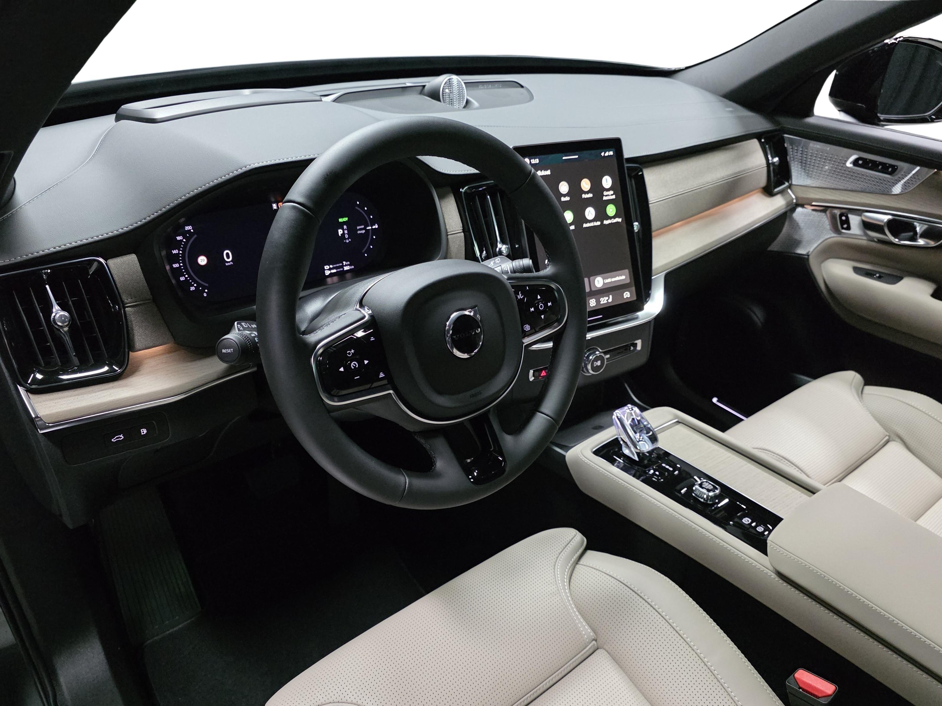 Volvo XC90 8