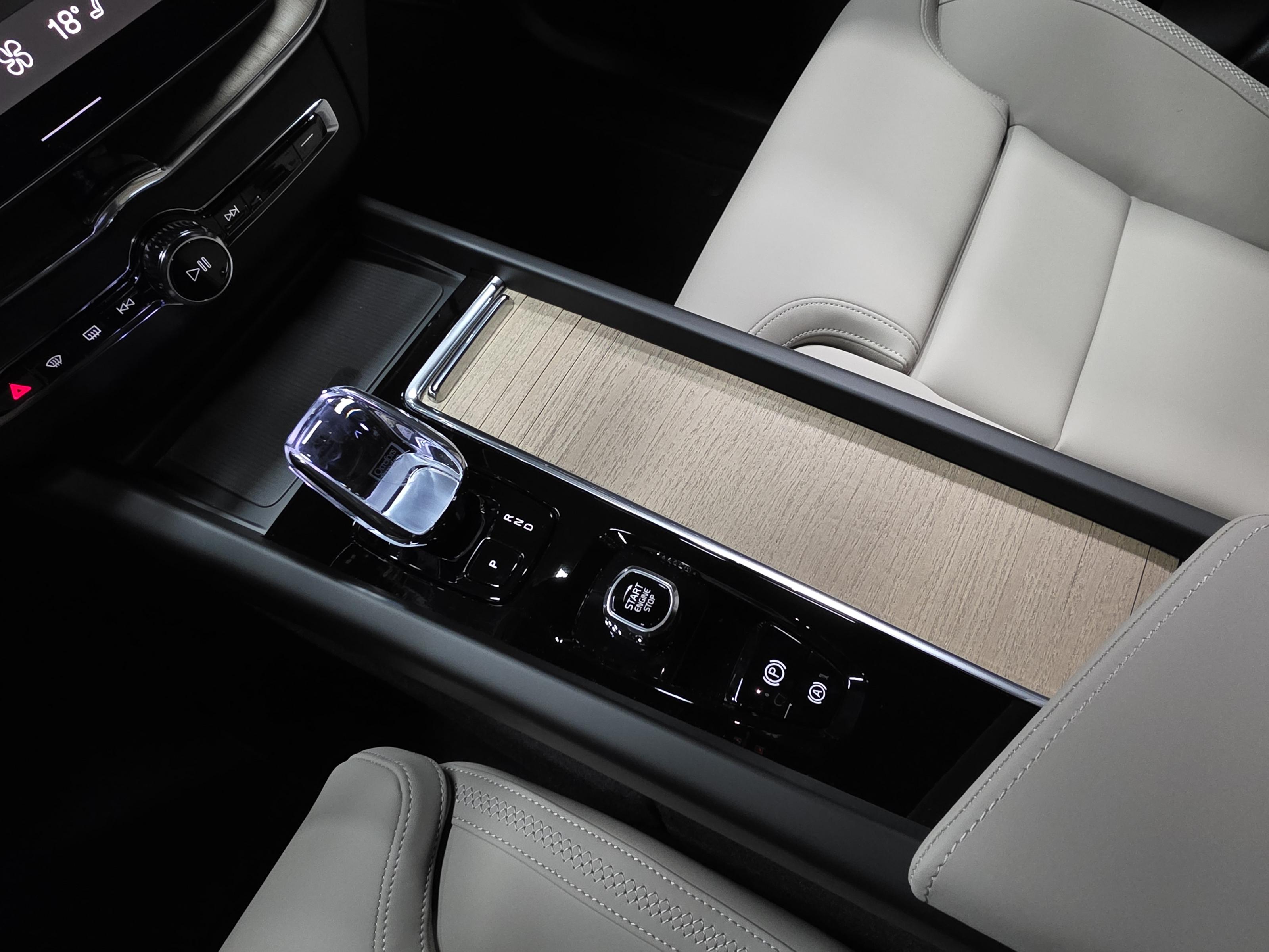 Volvo XC60 13