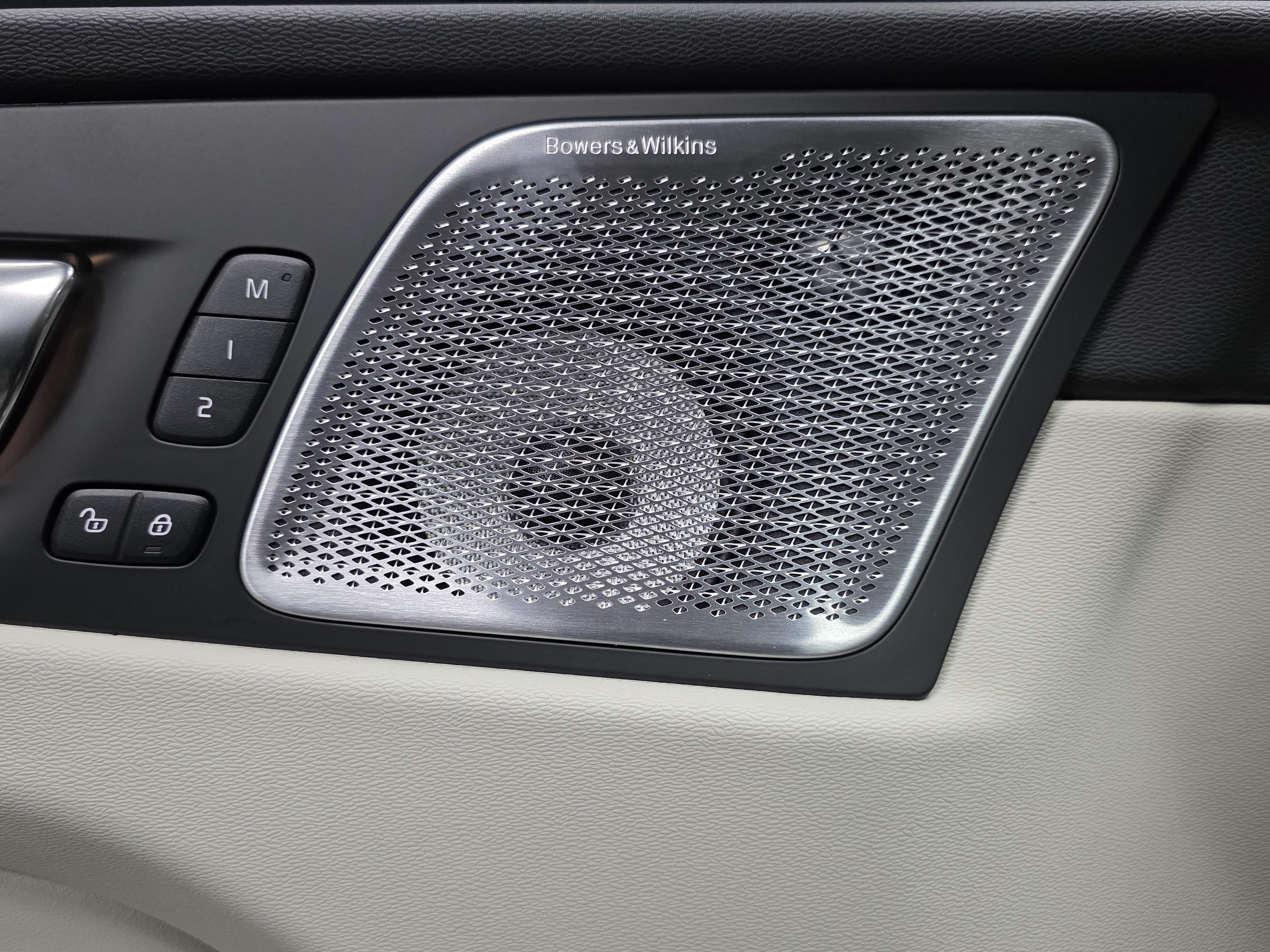 Volvo XC60 15