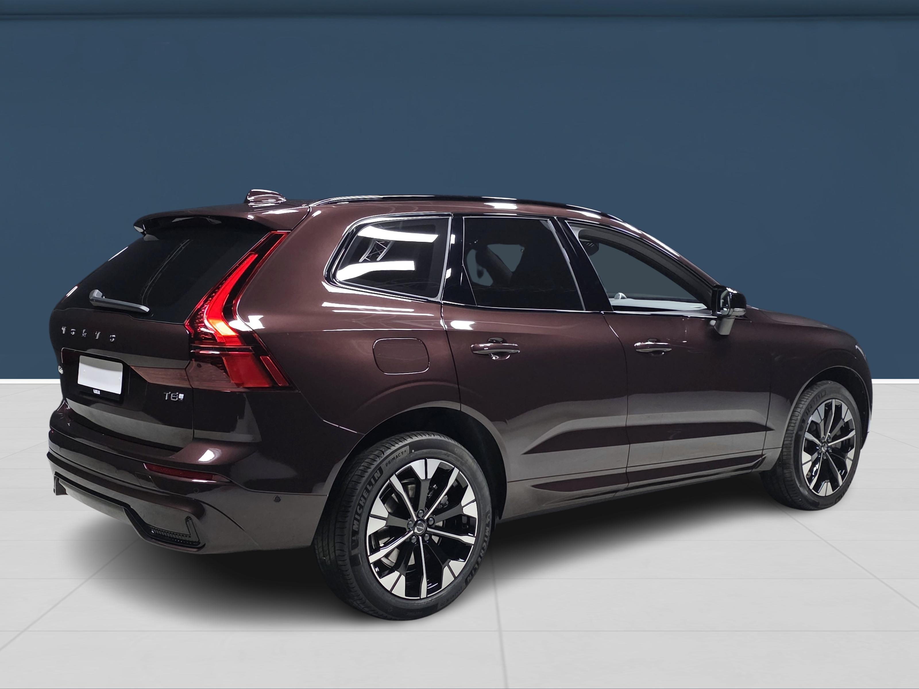 Volvo XC60 4