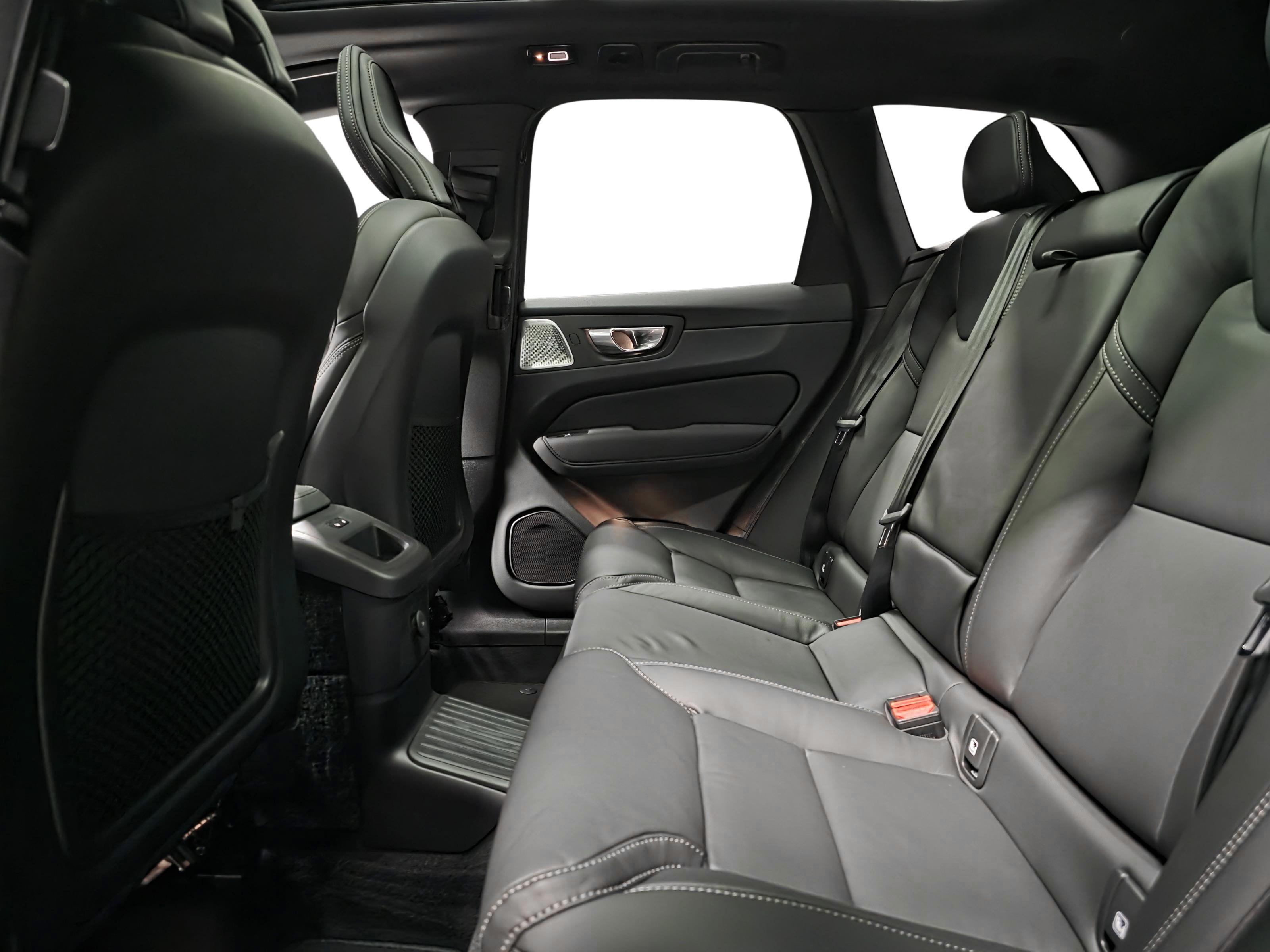 Volvo XC60 9