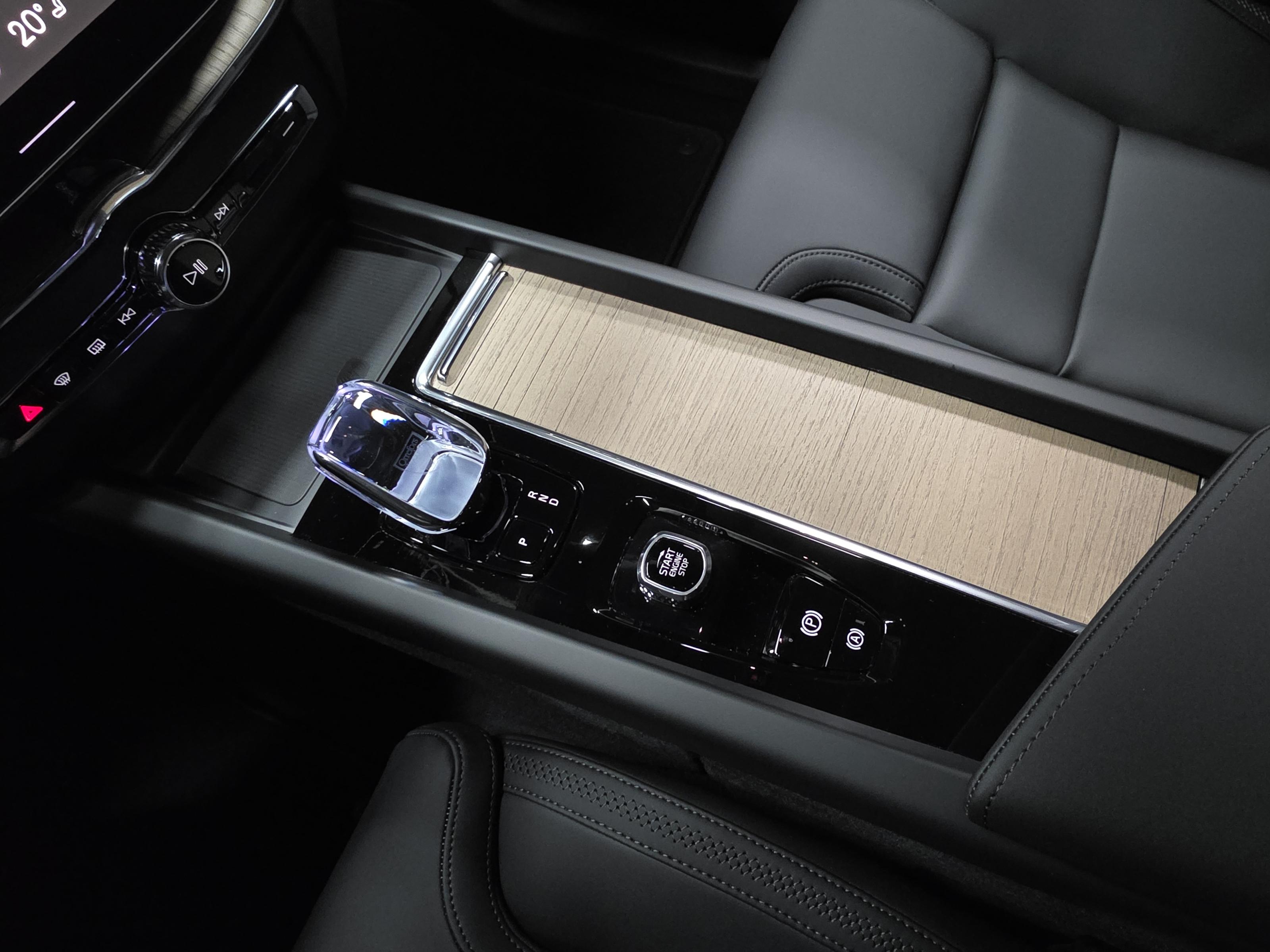 Volvo XC60 14