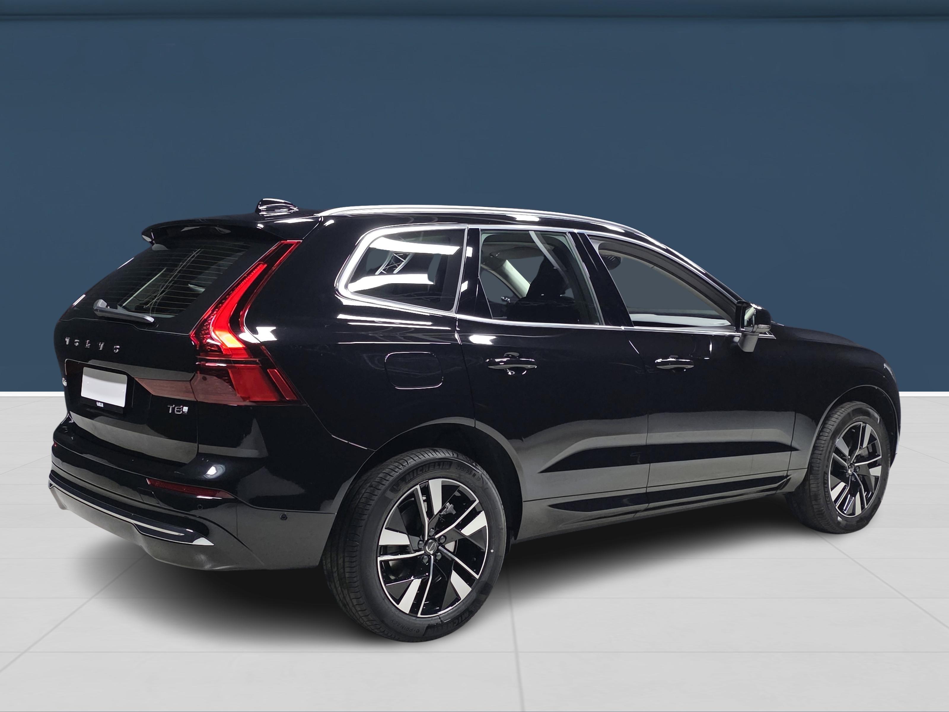 Volvo XC60 4