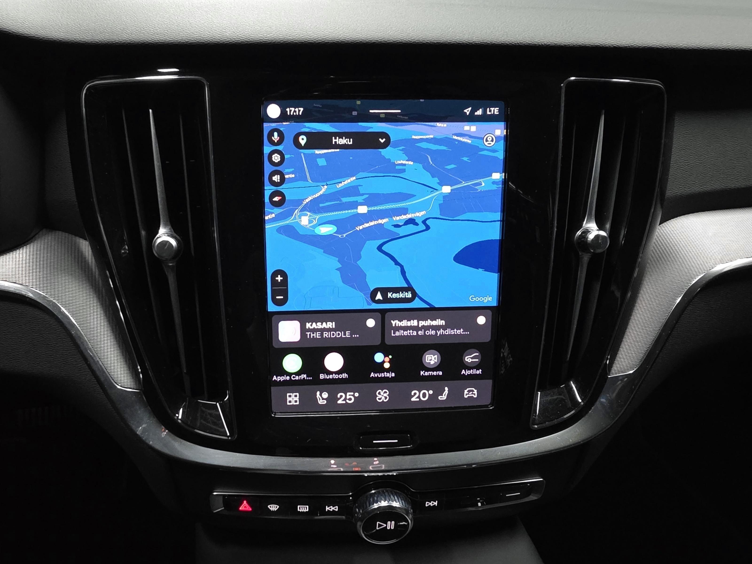 Volvo V60 13