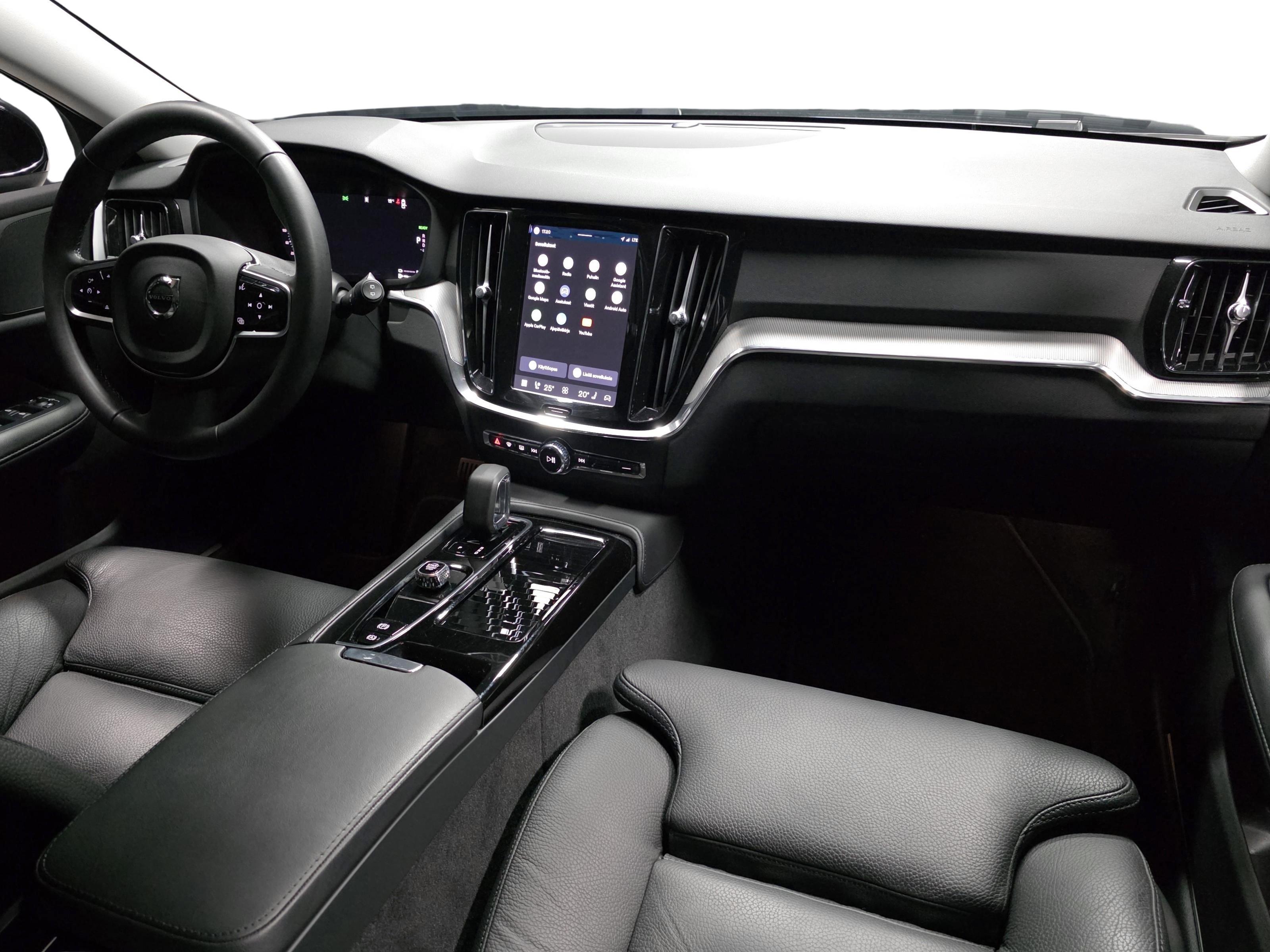 Volvo V60 17
