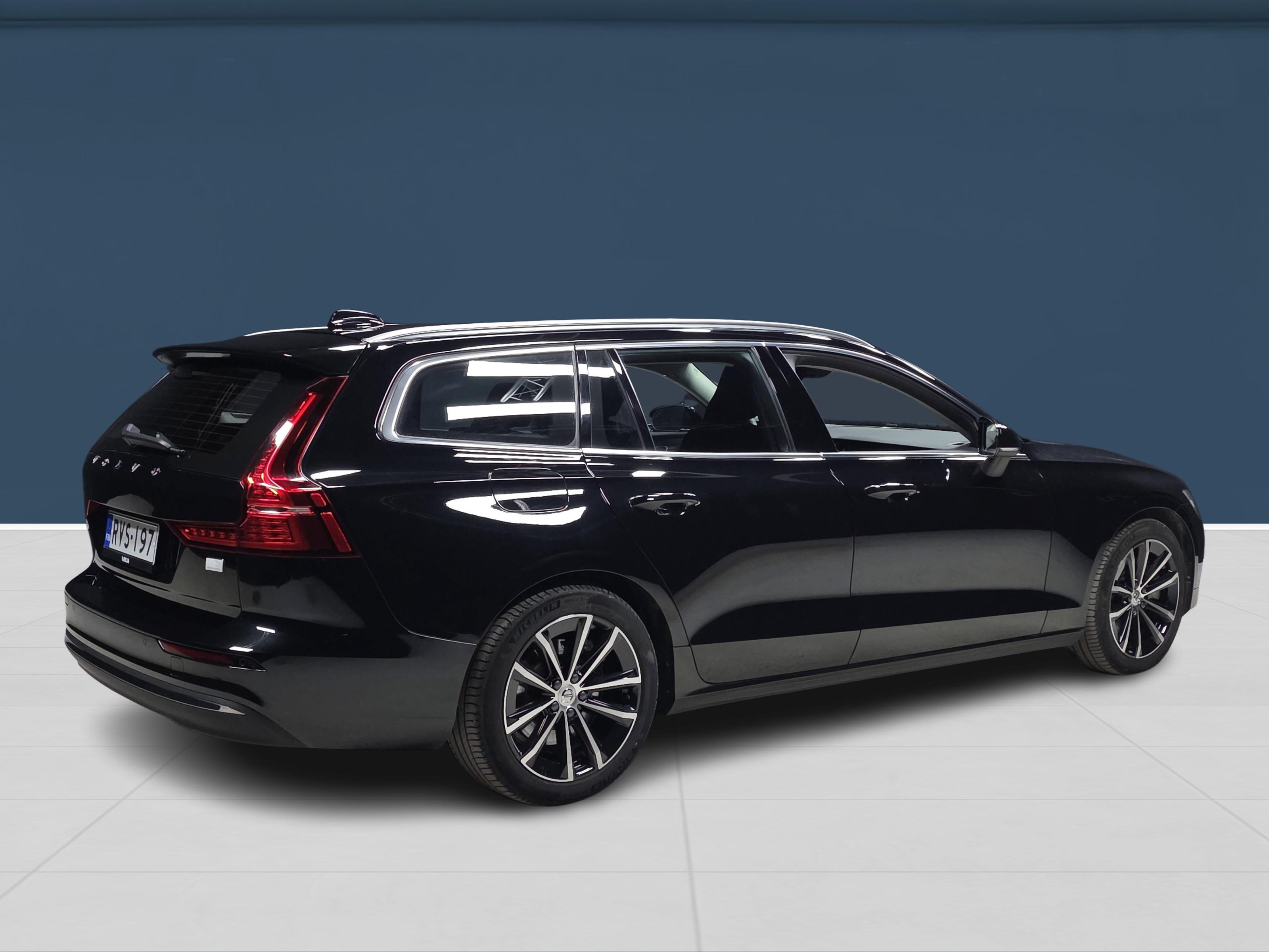 Volvo V60 4