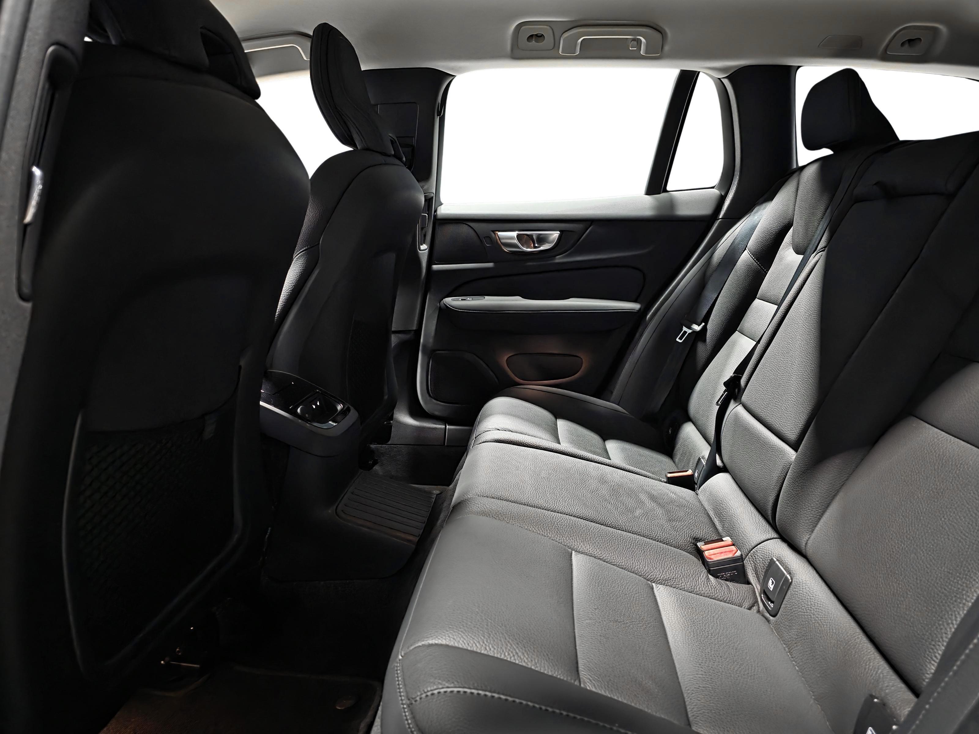 Volvo V60 9