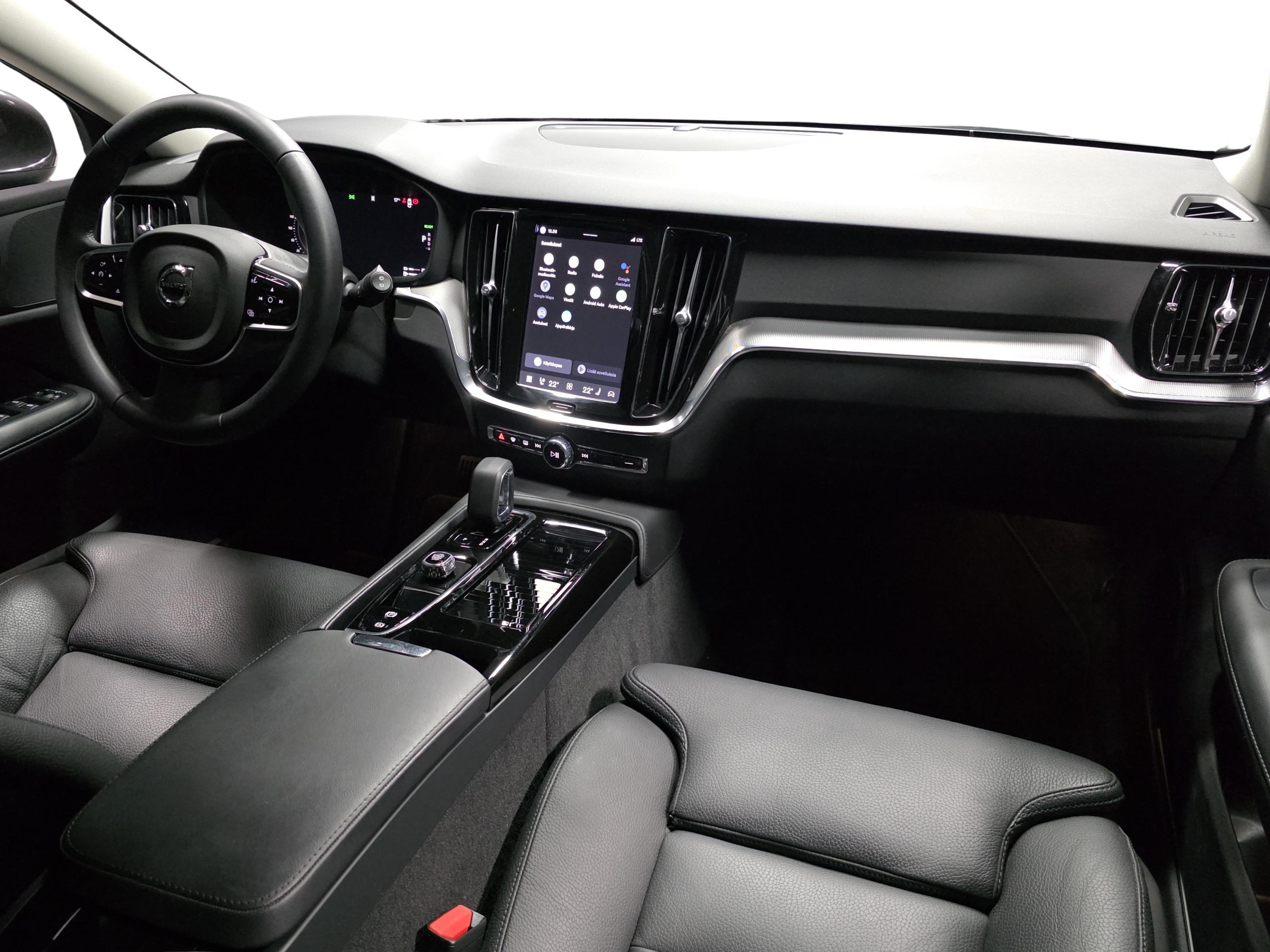 Volvo V60 16