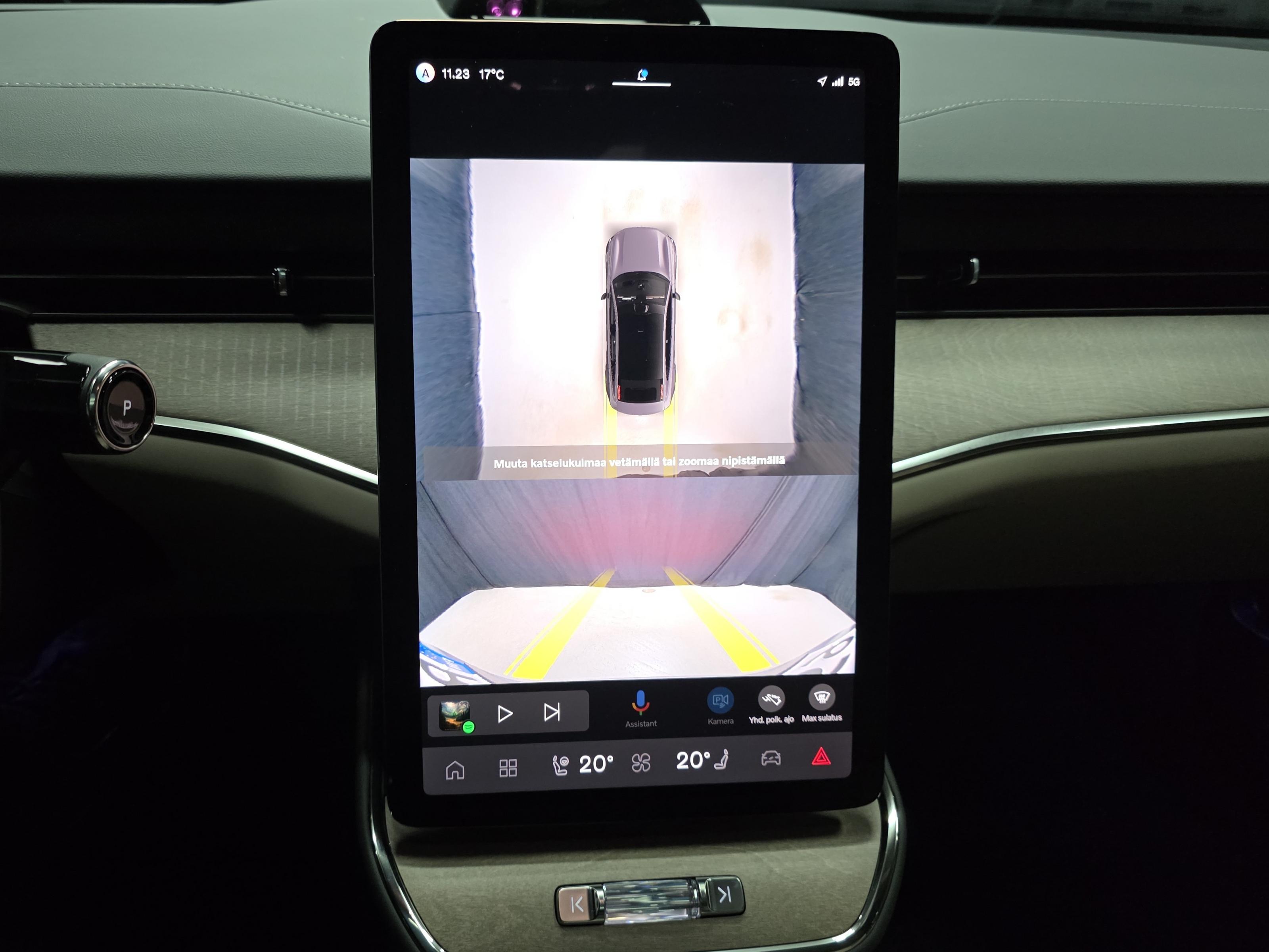 Volvo ES90 13