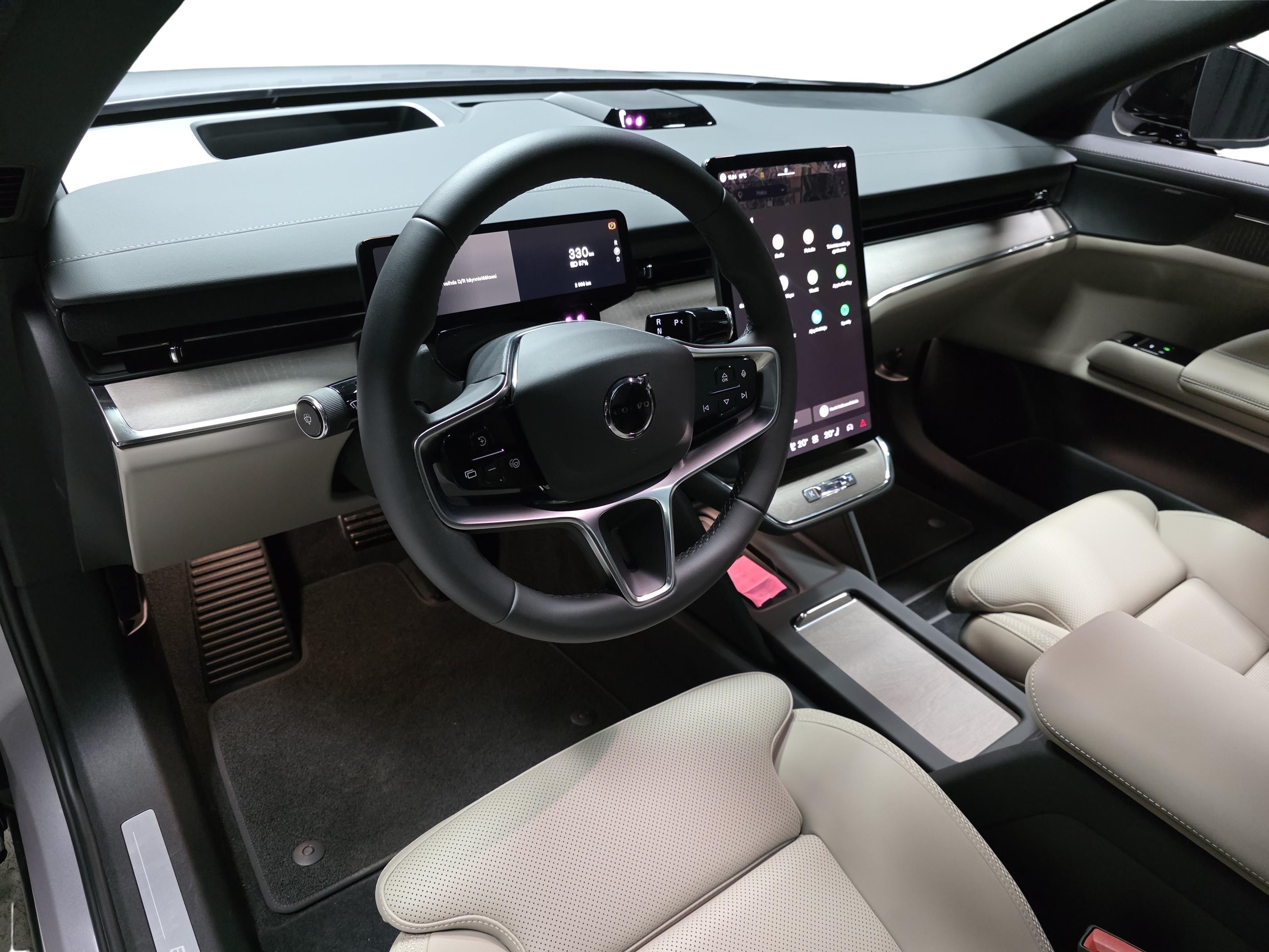 Volvo ES90 8