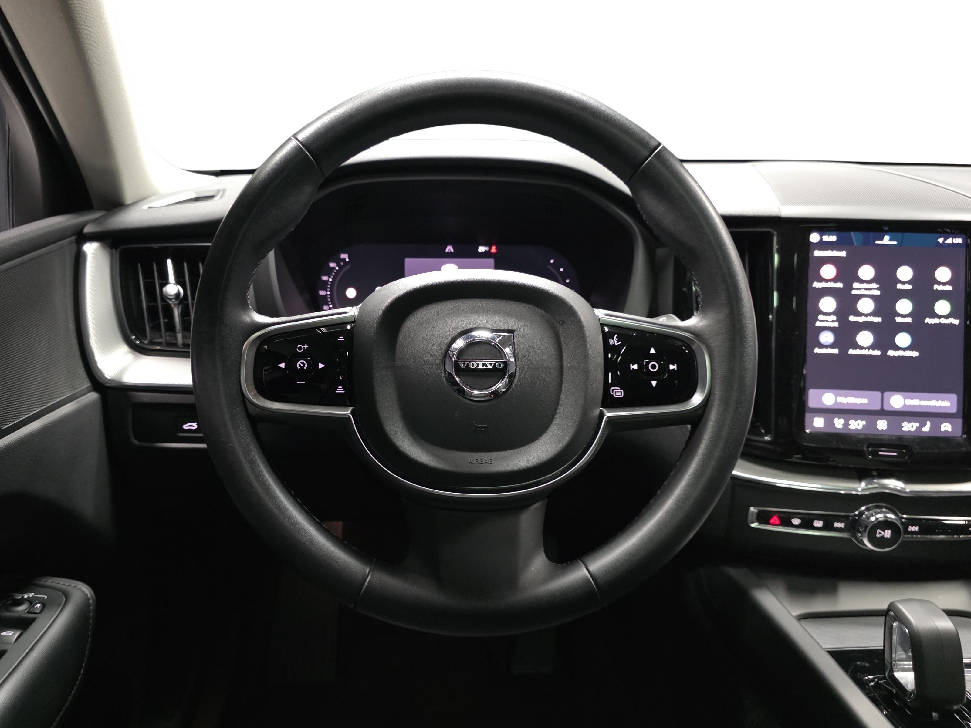 Volvo XC60 10