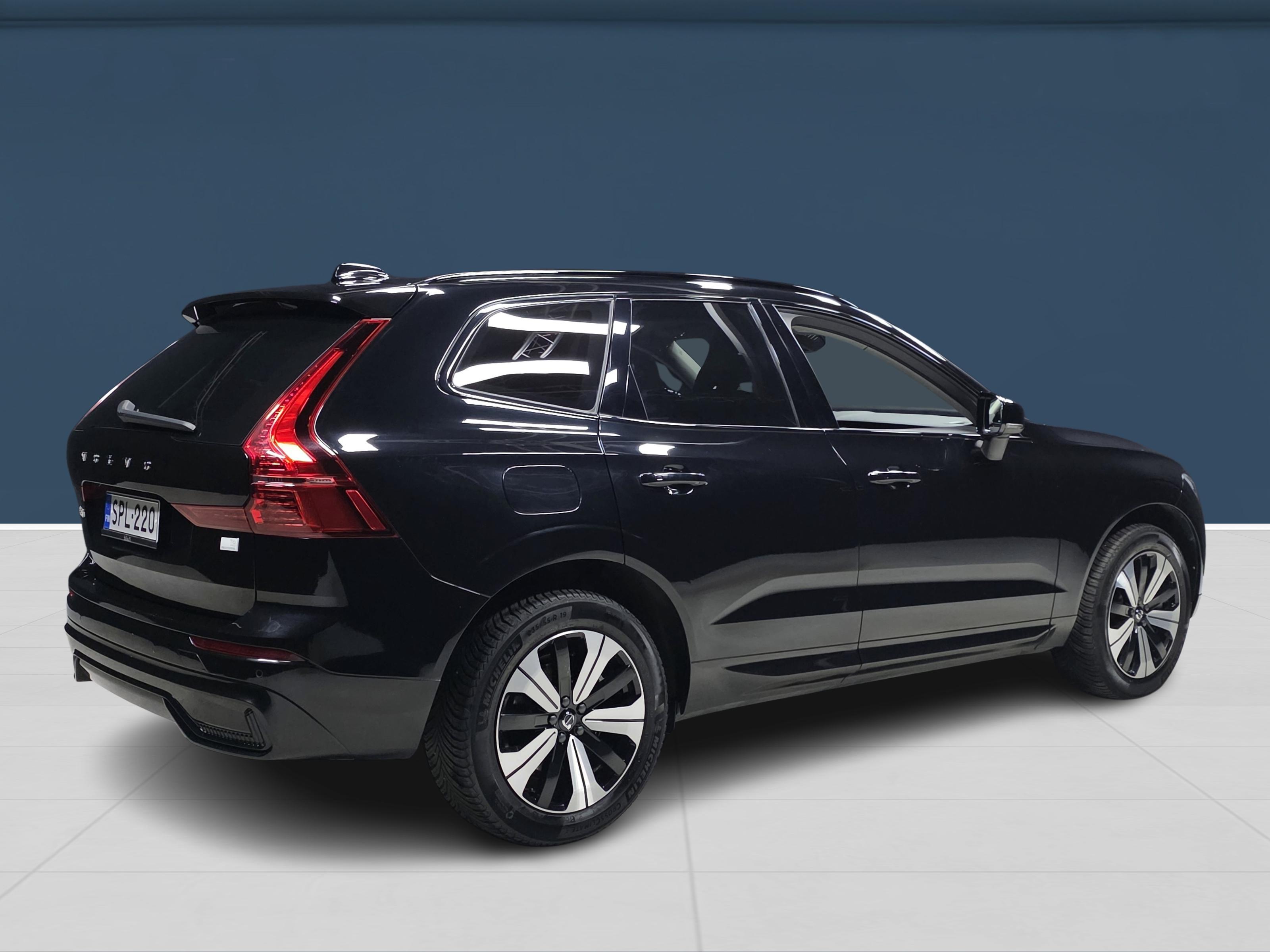 Volvo XC60 4