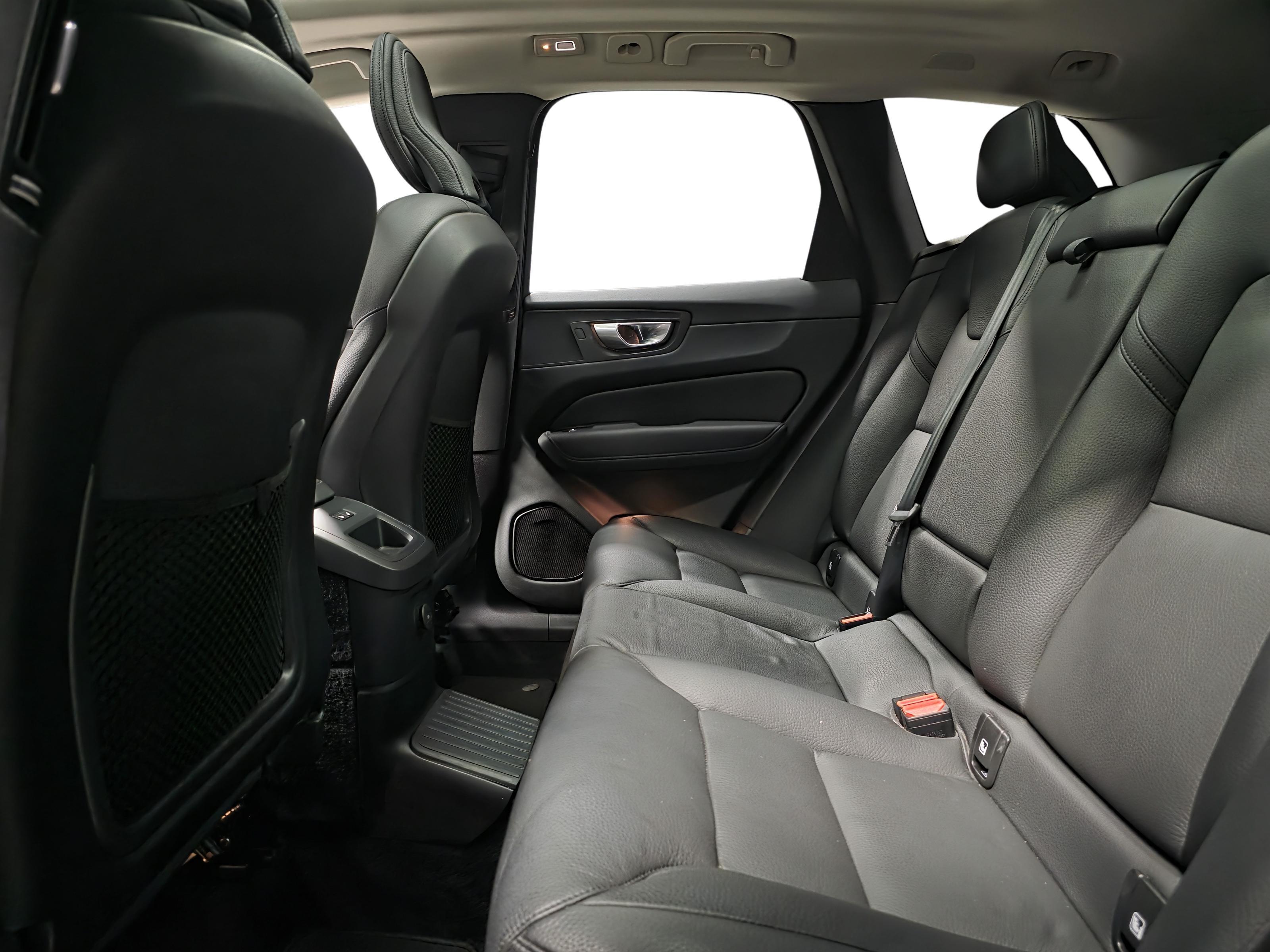 Volvo XC60 9