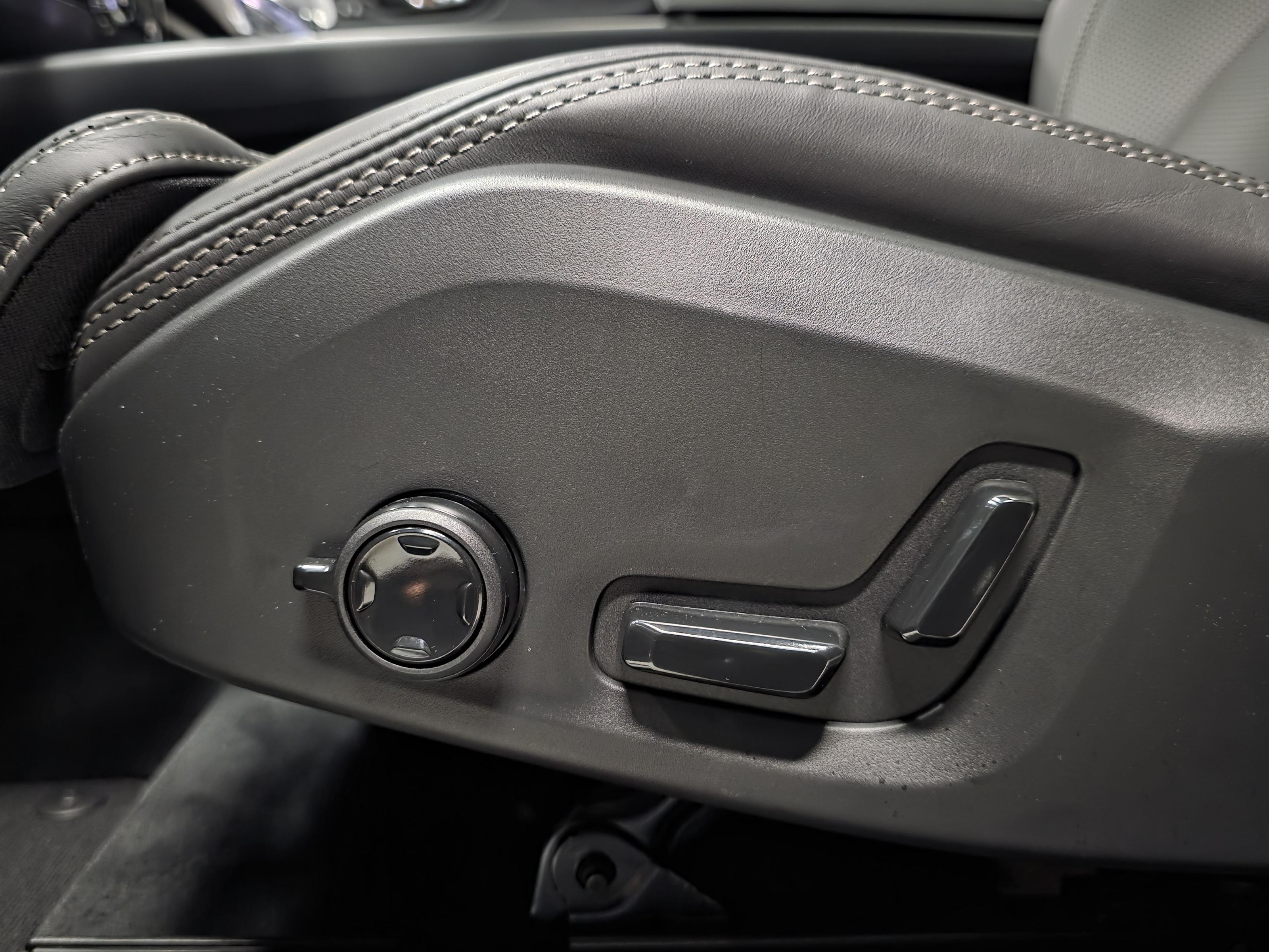 Volvo XC60 15