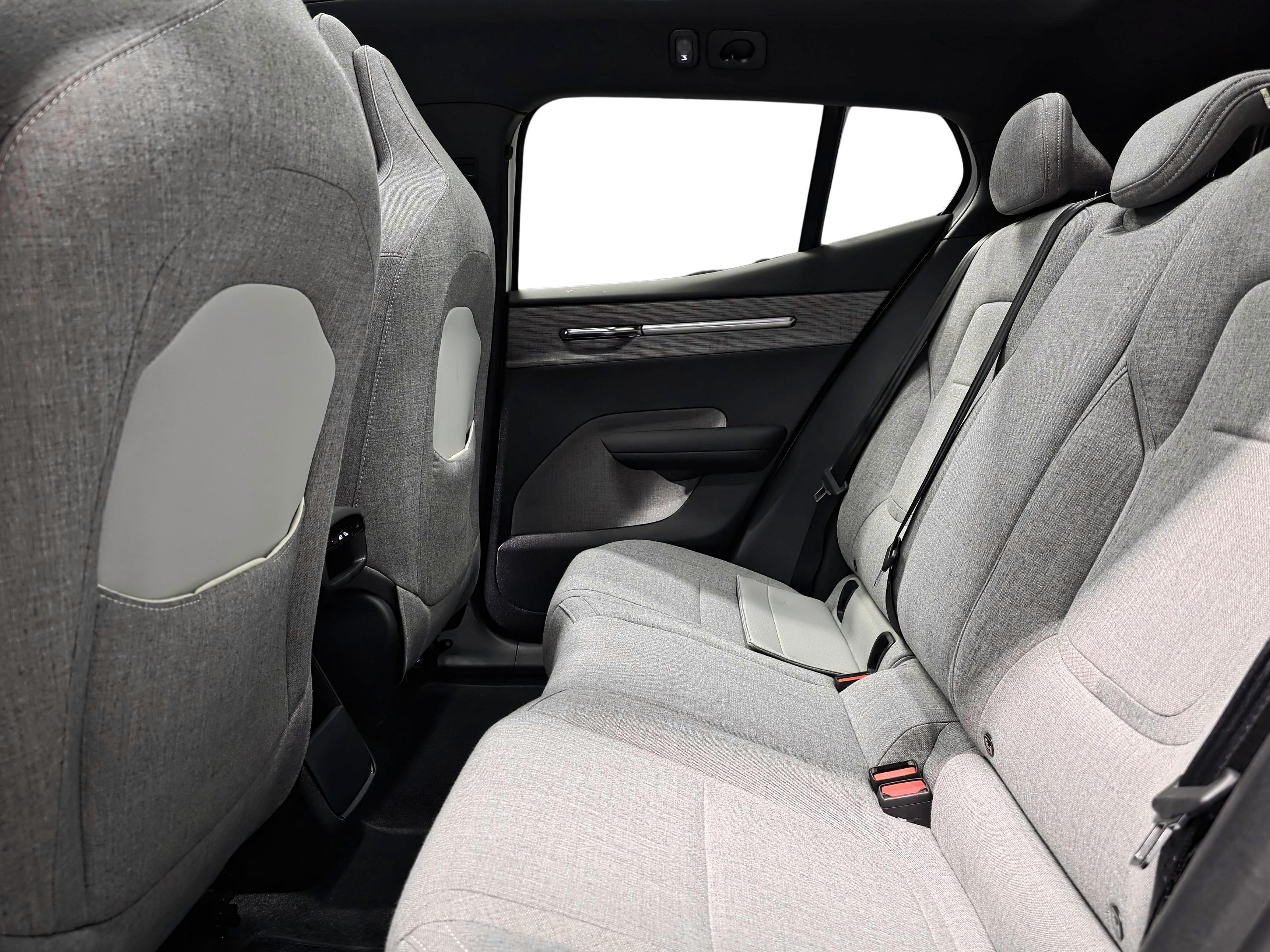 Volvo EX30 9