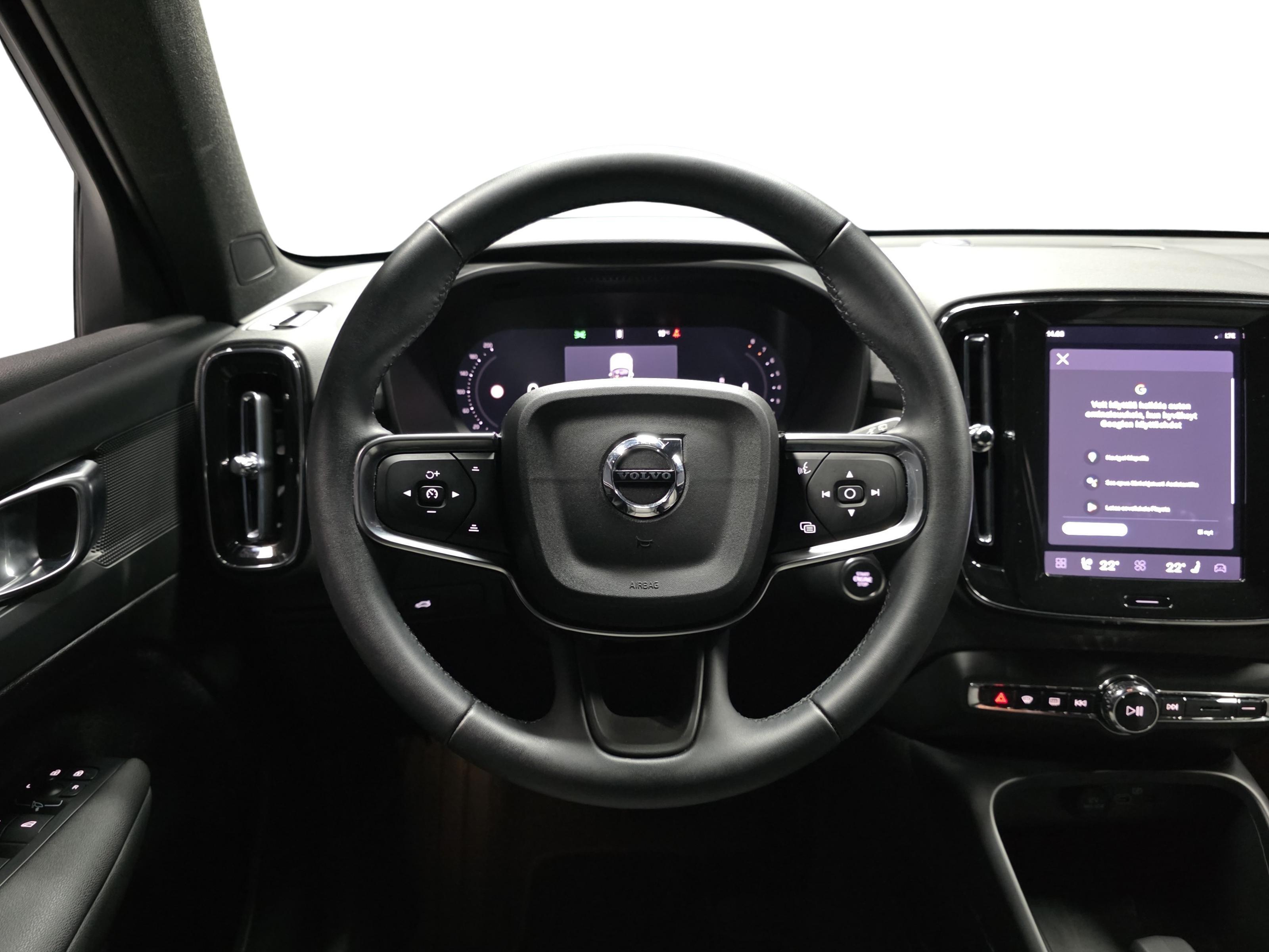 Volvo XC40 10
