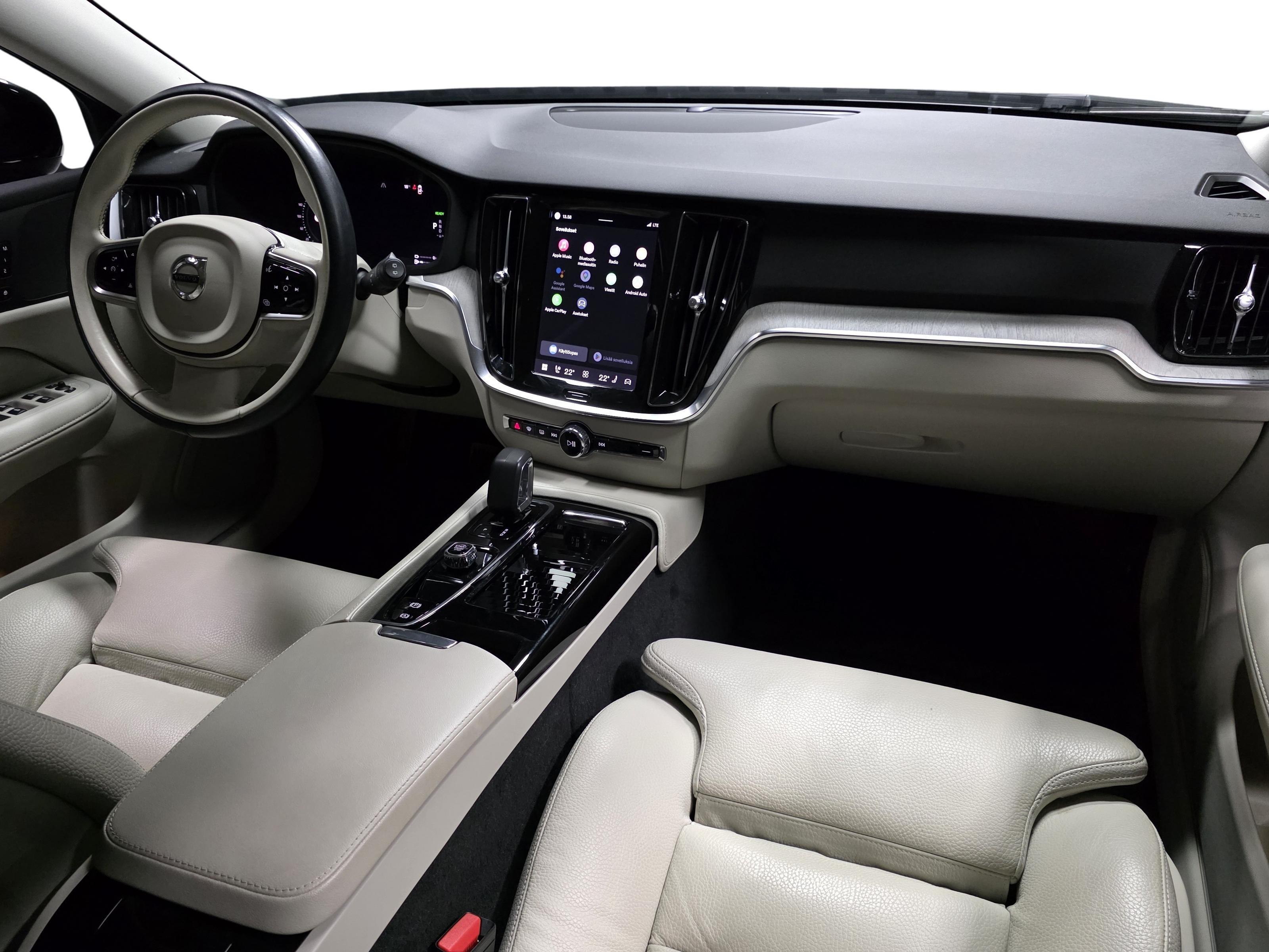Volvo V60 16