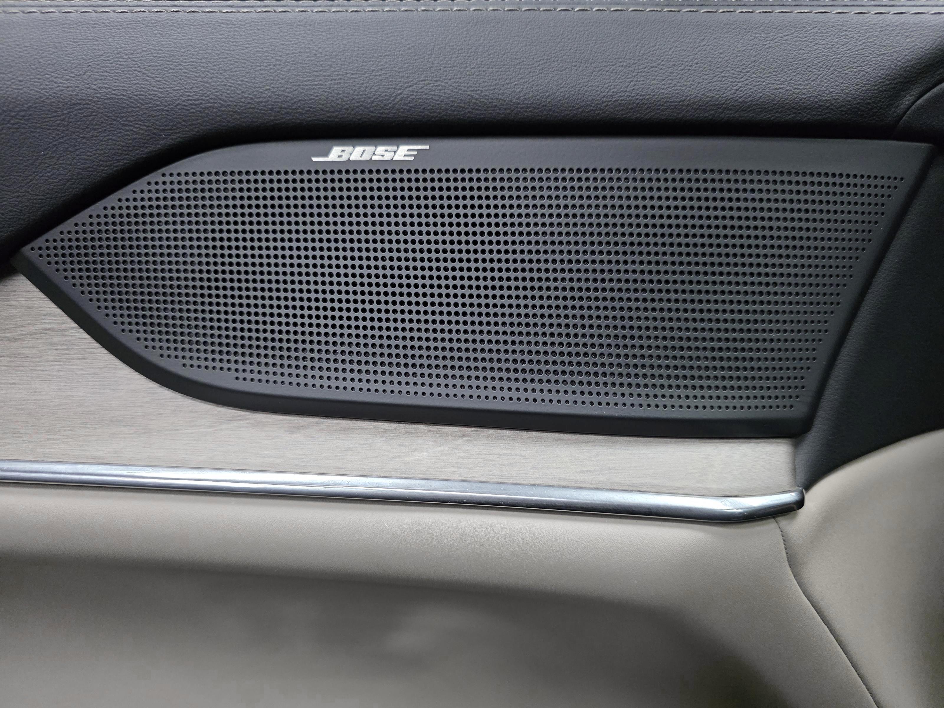 Volvo EX90 15