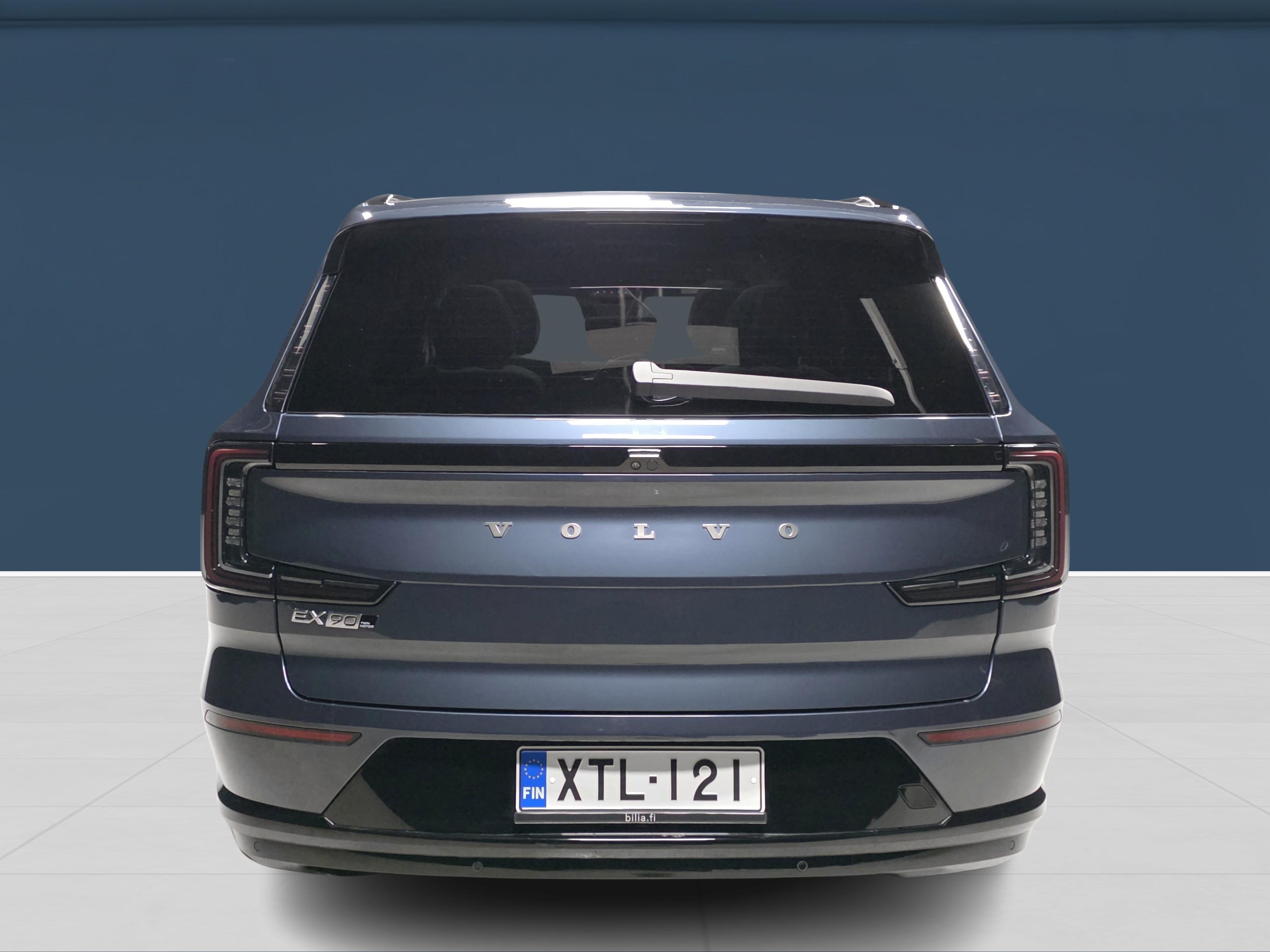 Volvo EX90 5