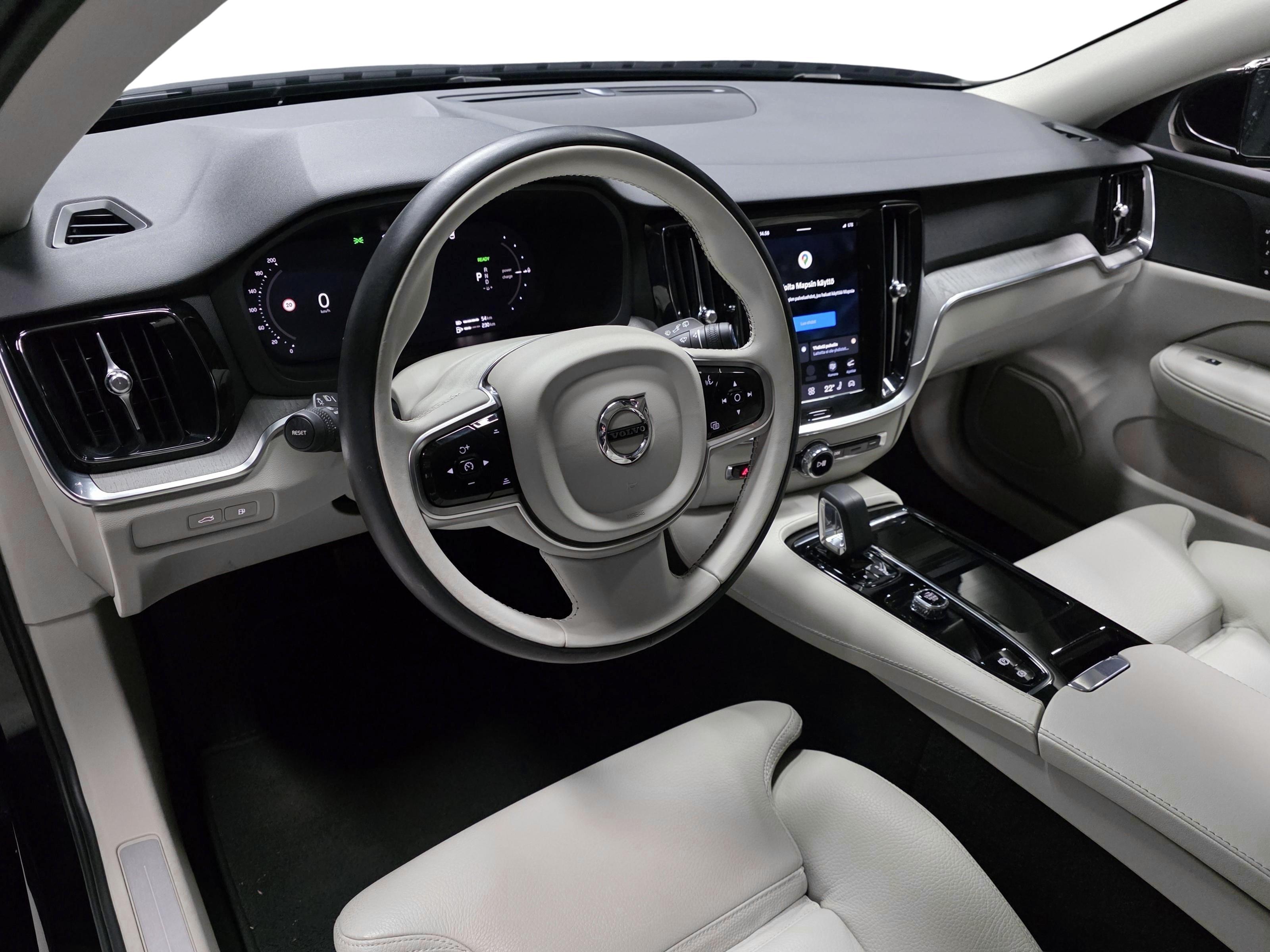 Volvo V60 8