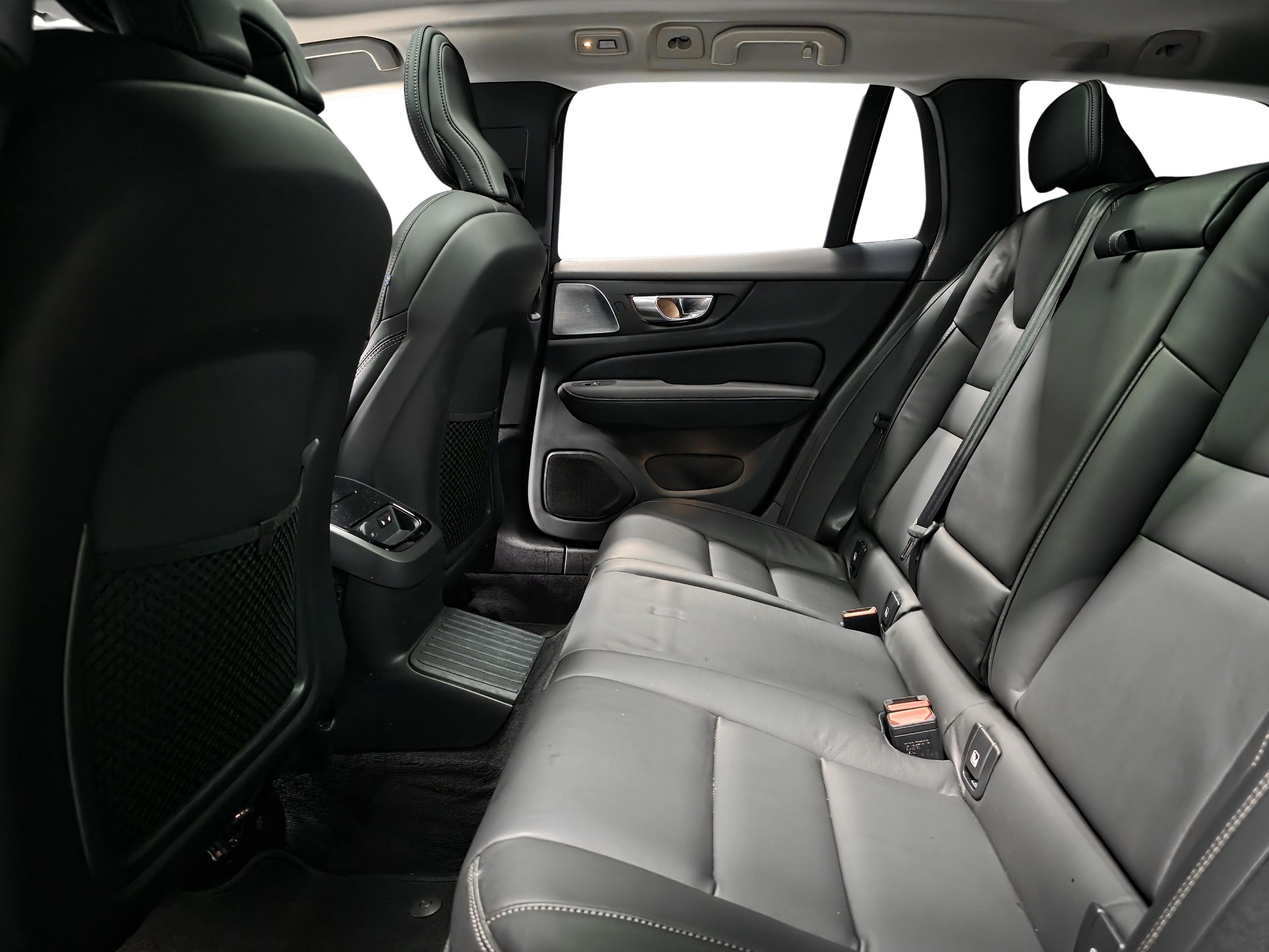 Volvo V60 9