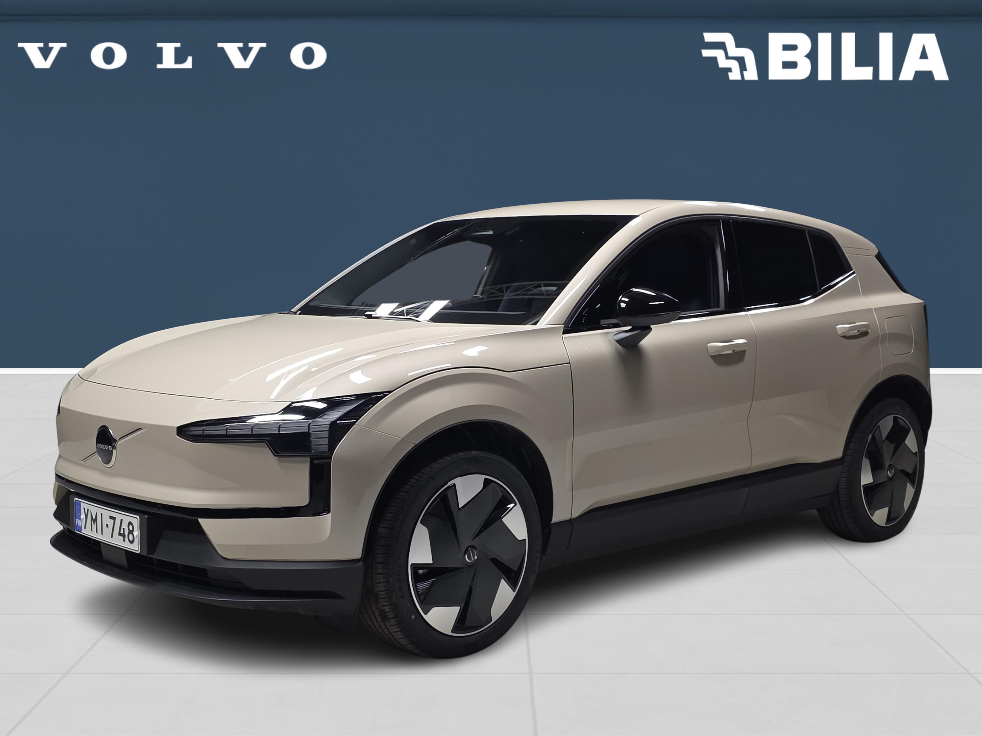 Volvo EX30 1
