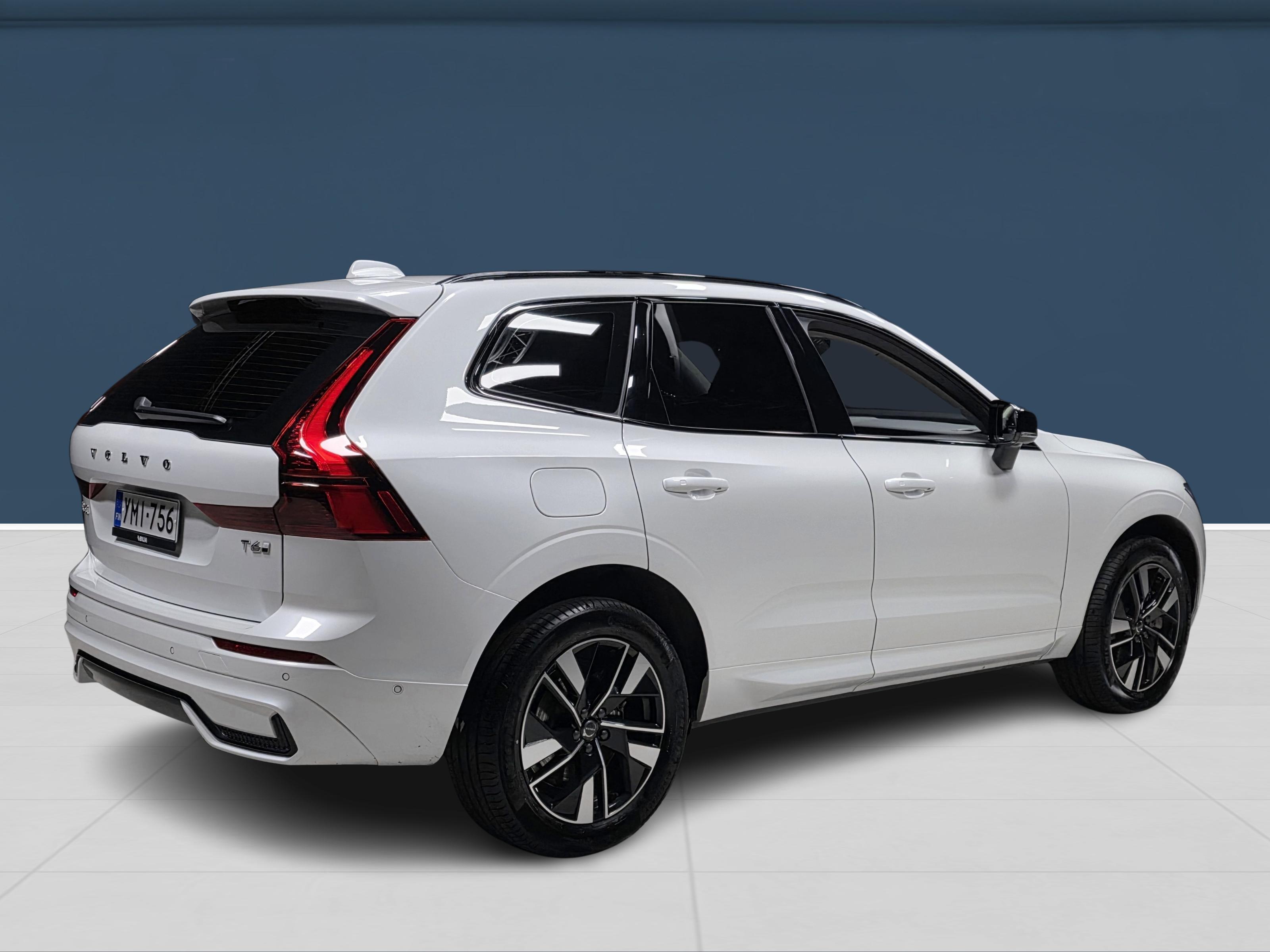 Volvo XC60 4