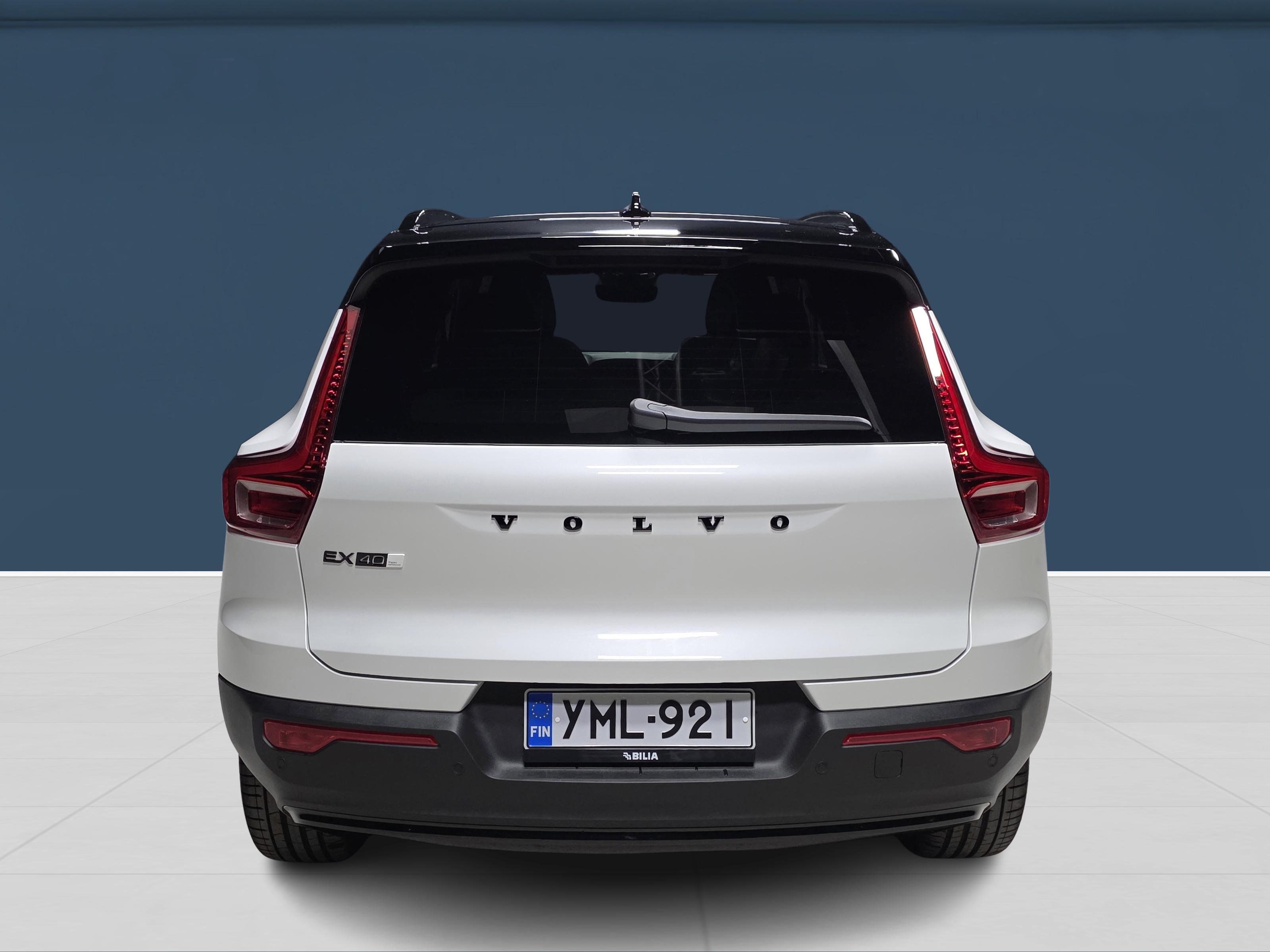 Volvo EX40 5
