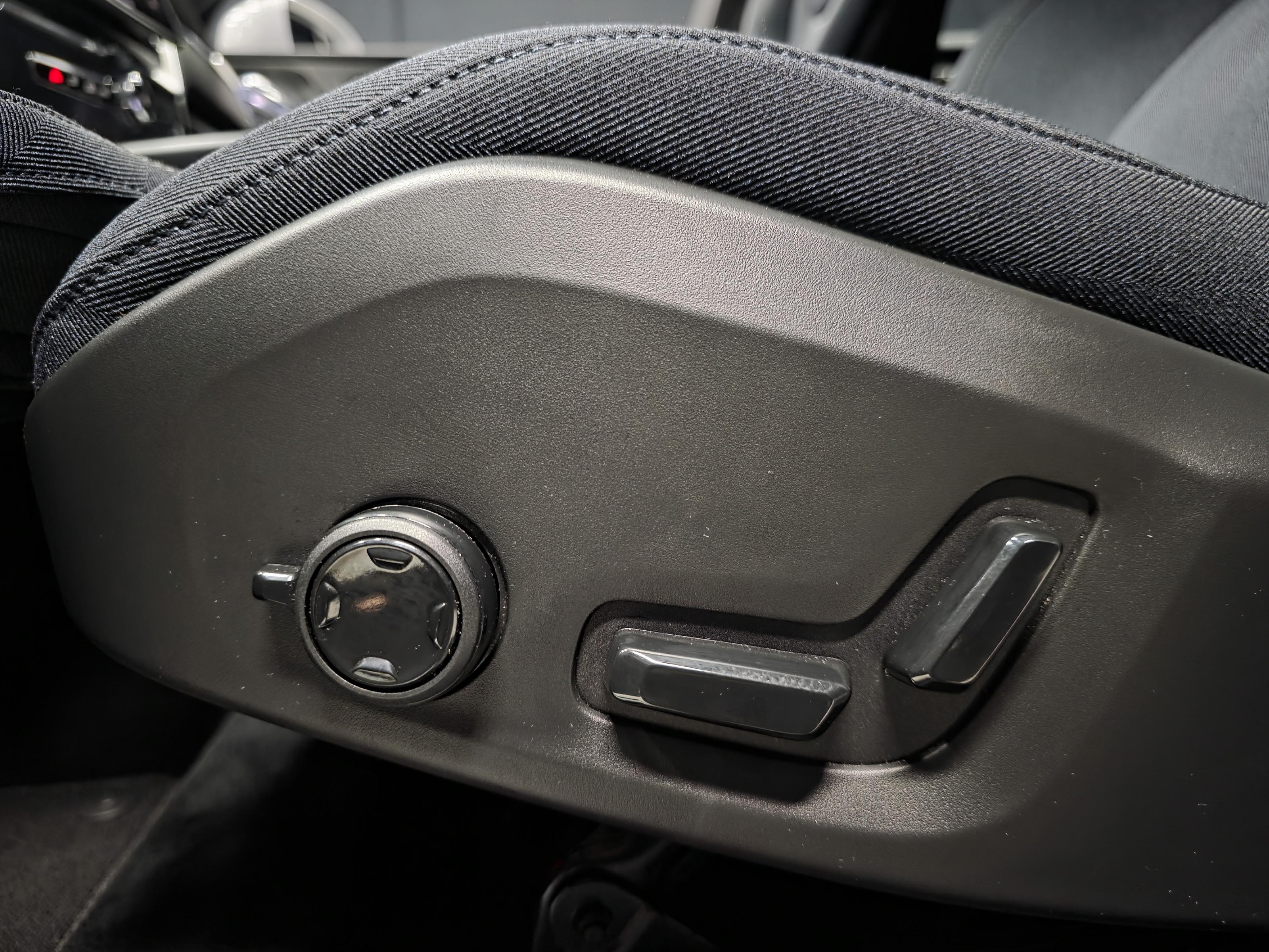 Volvo XC60 16
