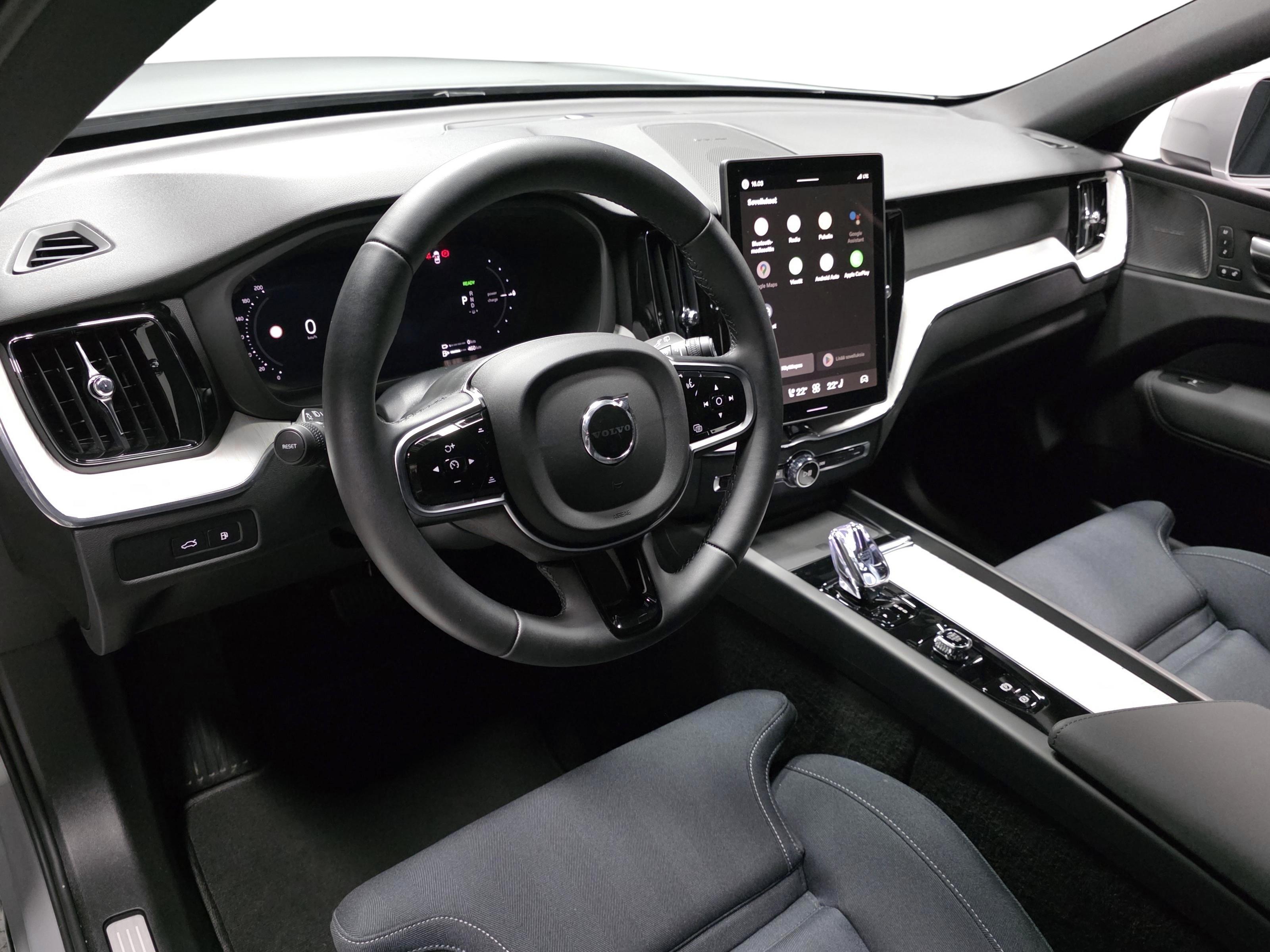 Volvo XC60 8