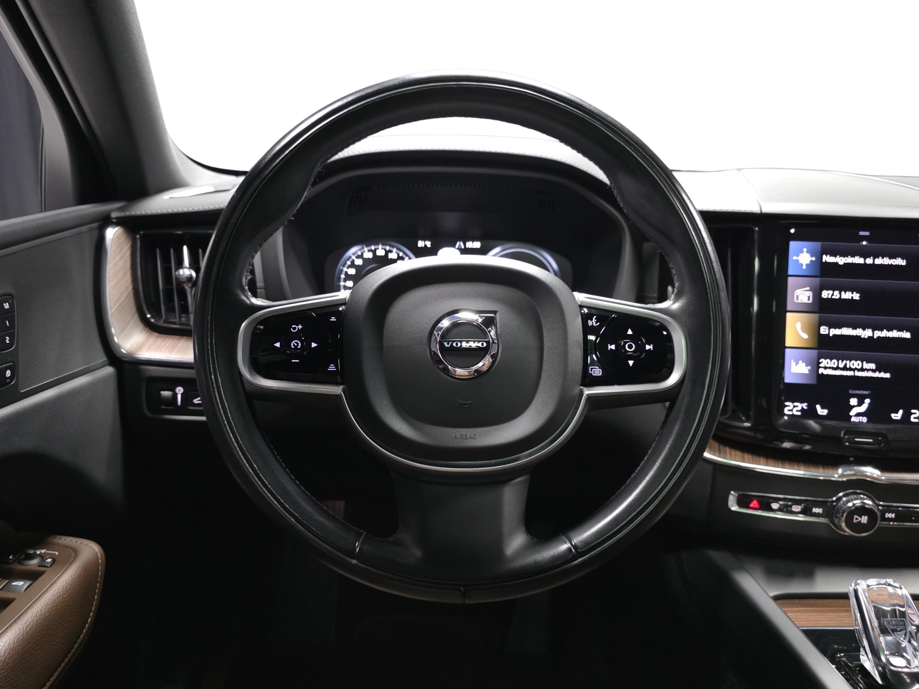 Volvo XC60 10