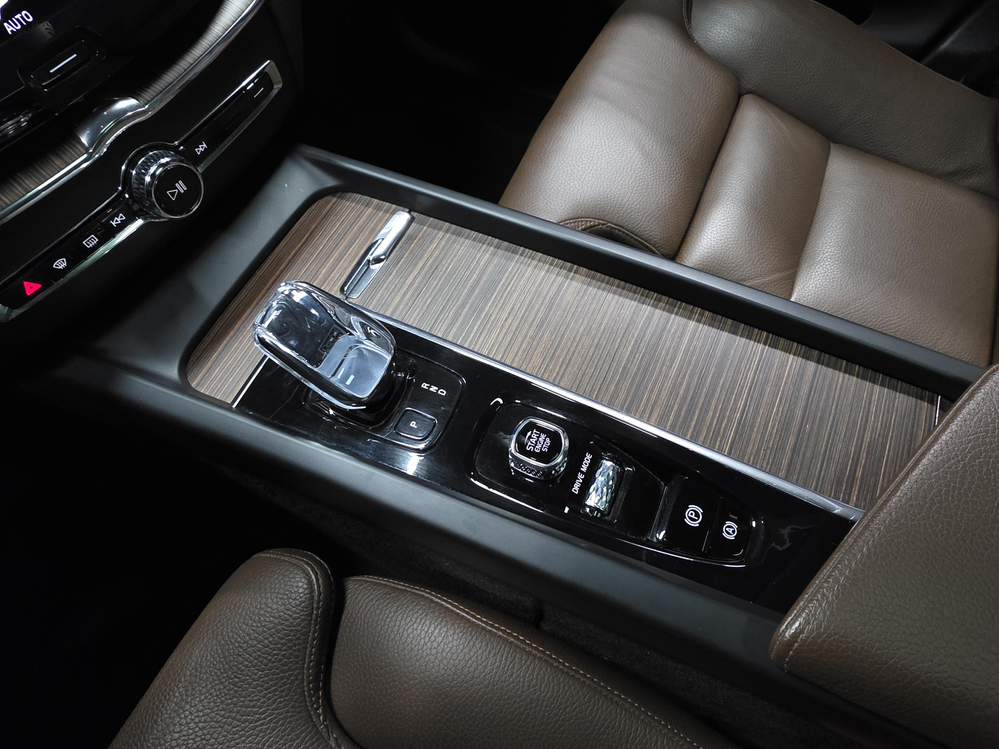 Volvo XC60 14