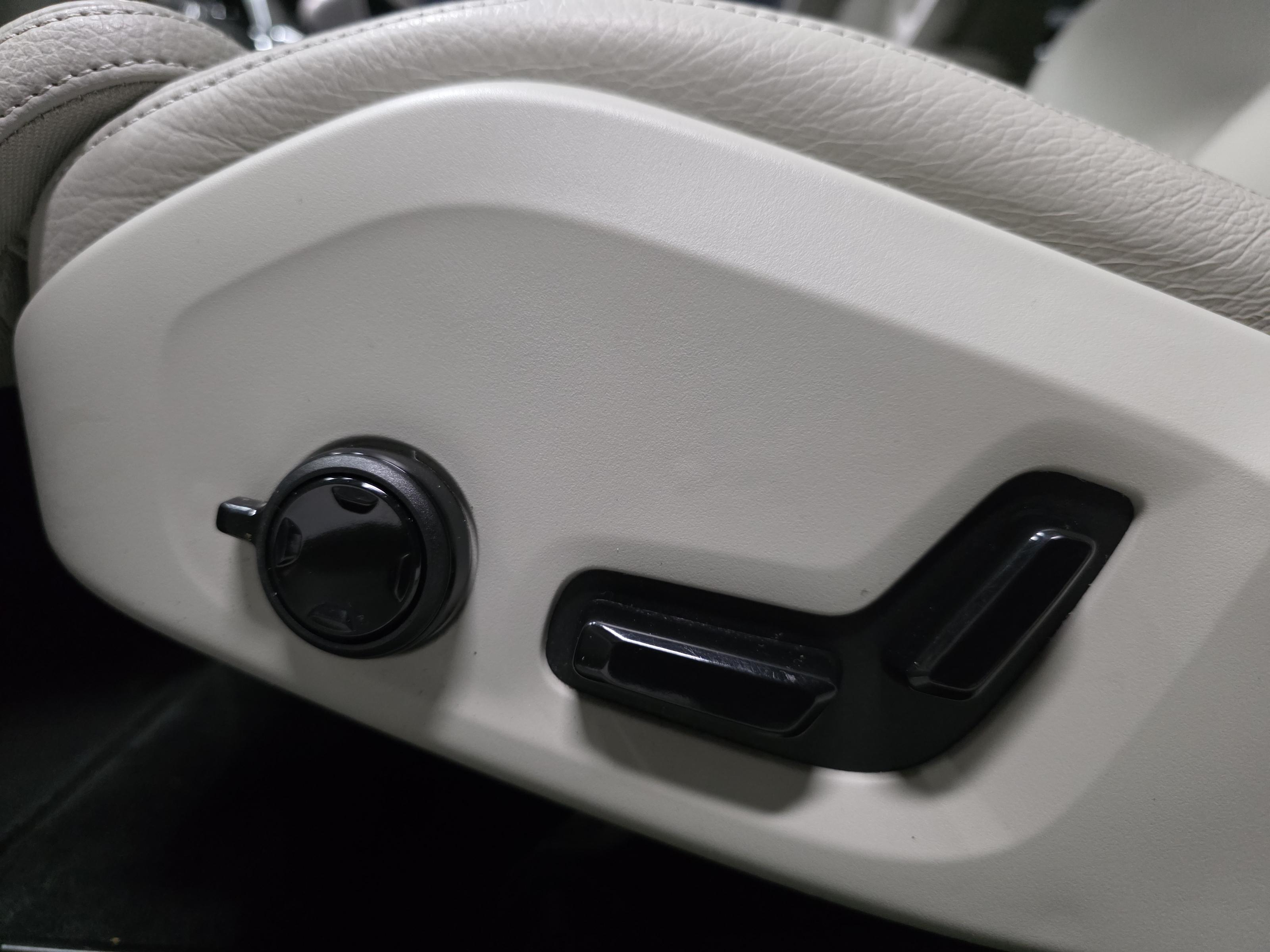 Volvo V60 17