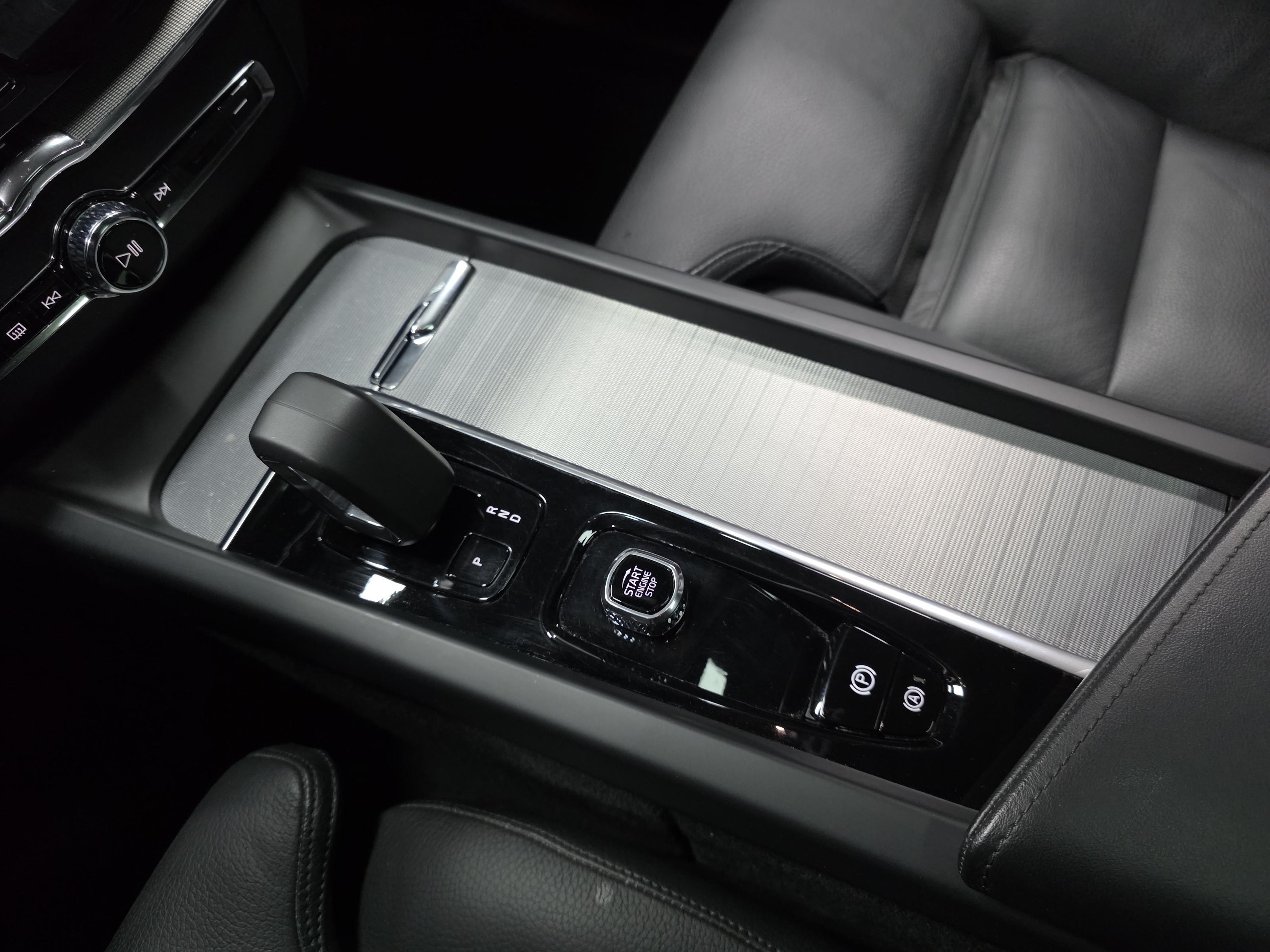 Volvo XC60 14