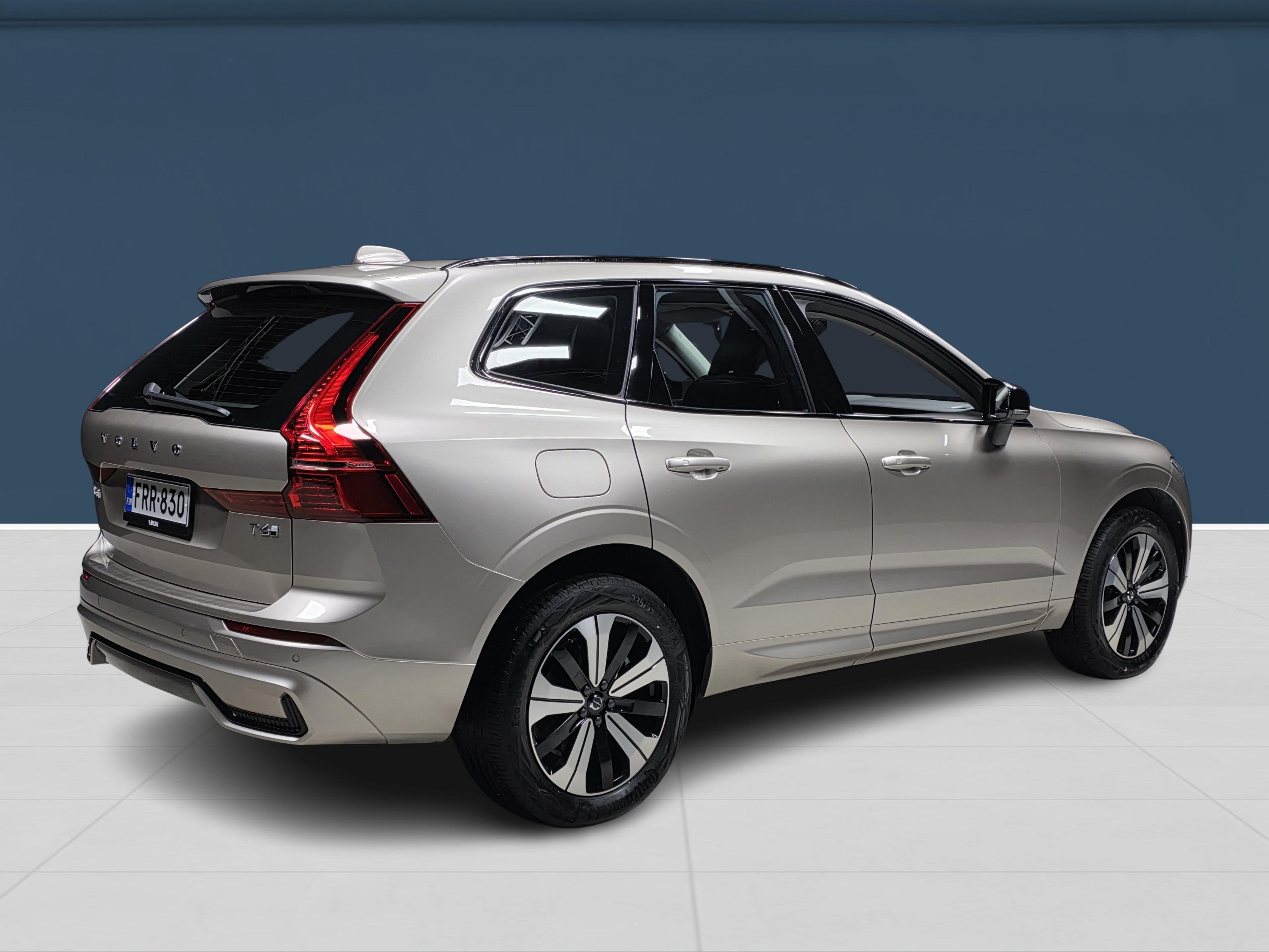 Volvo XC60 4