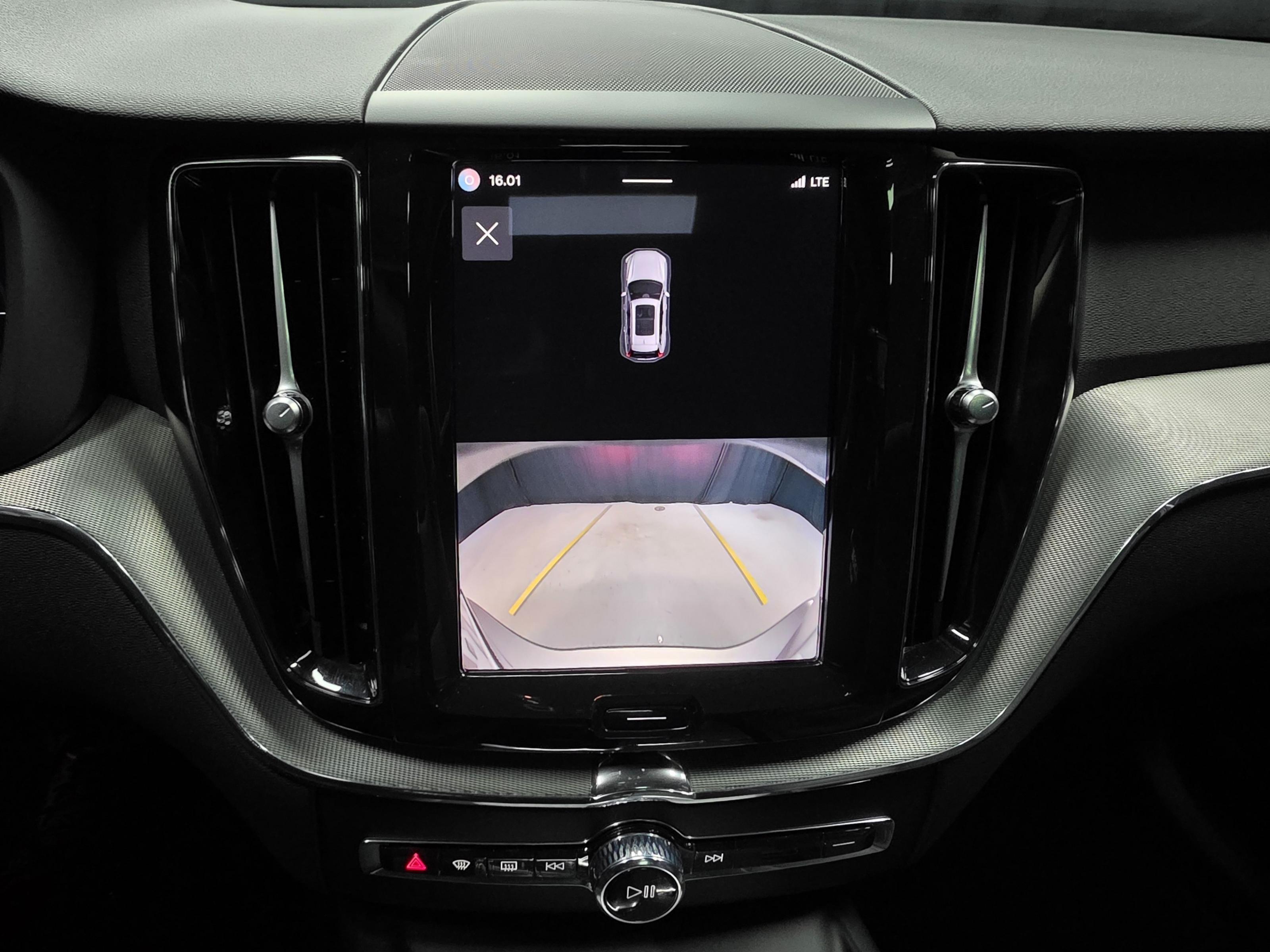 Volvo XC60 12