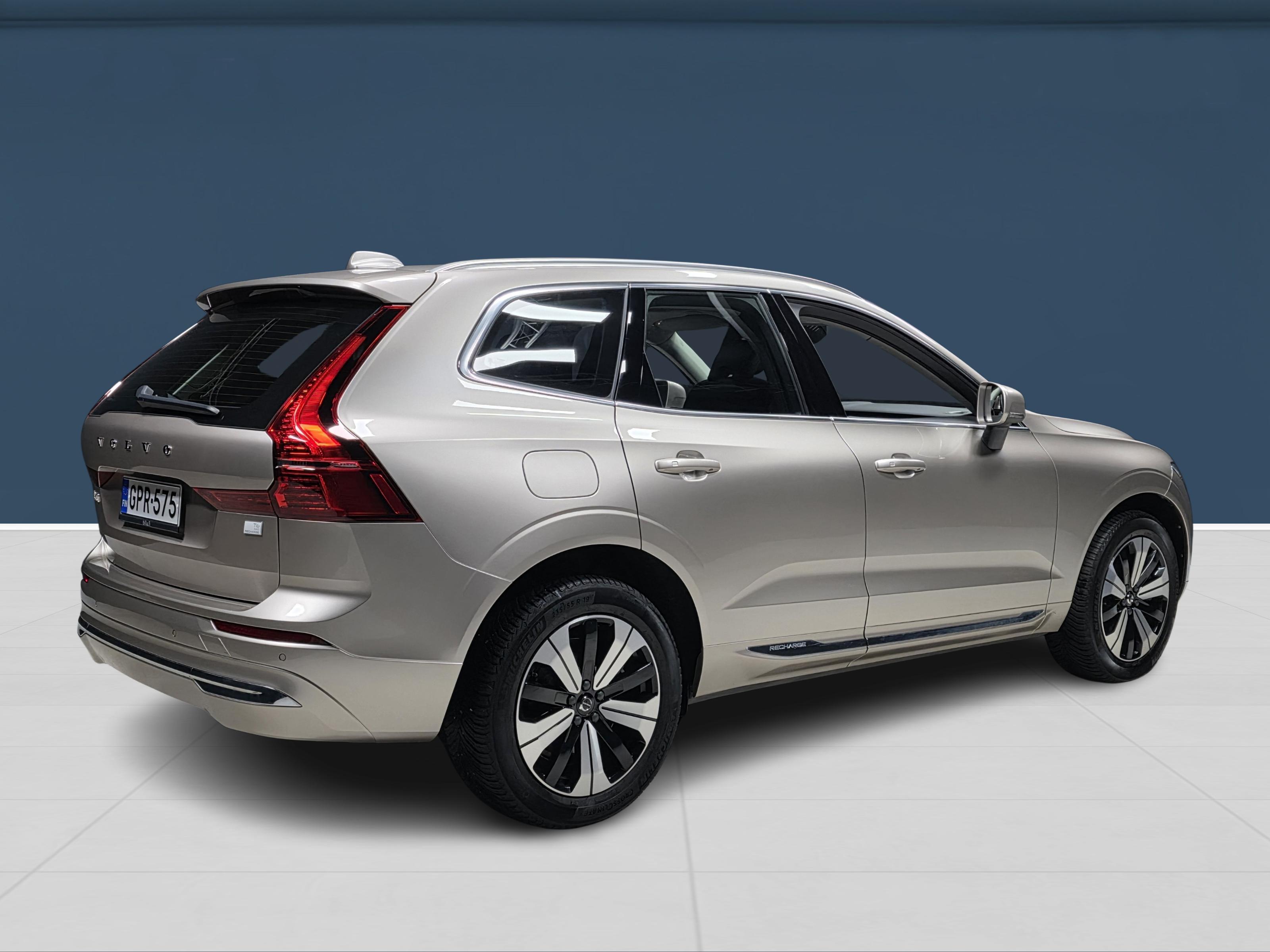 Volvo XC60 4