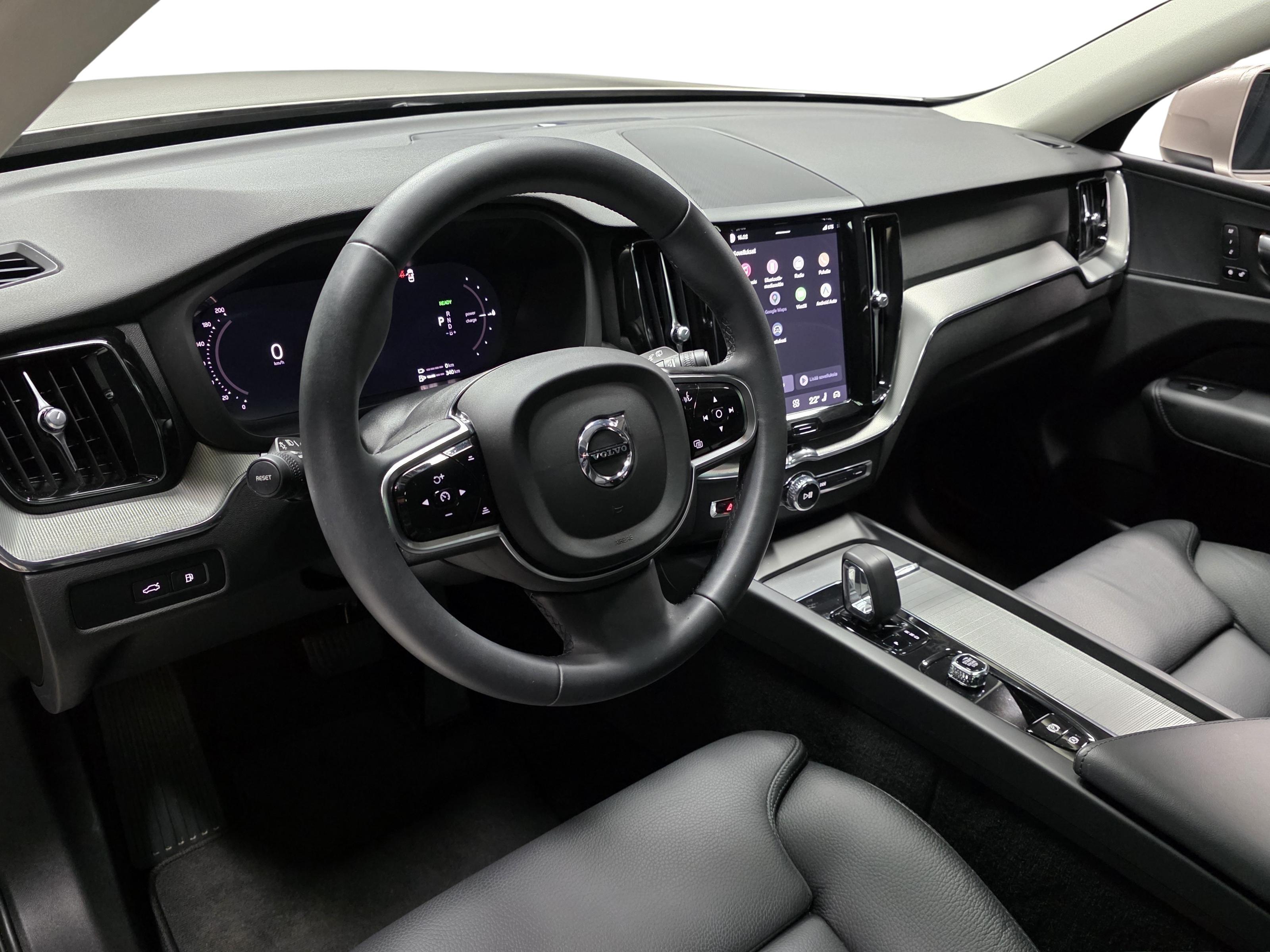 Volvo XC60 8